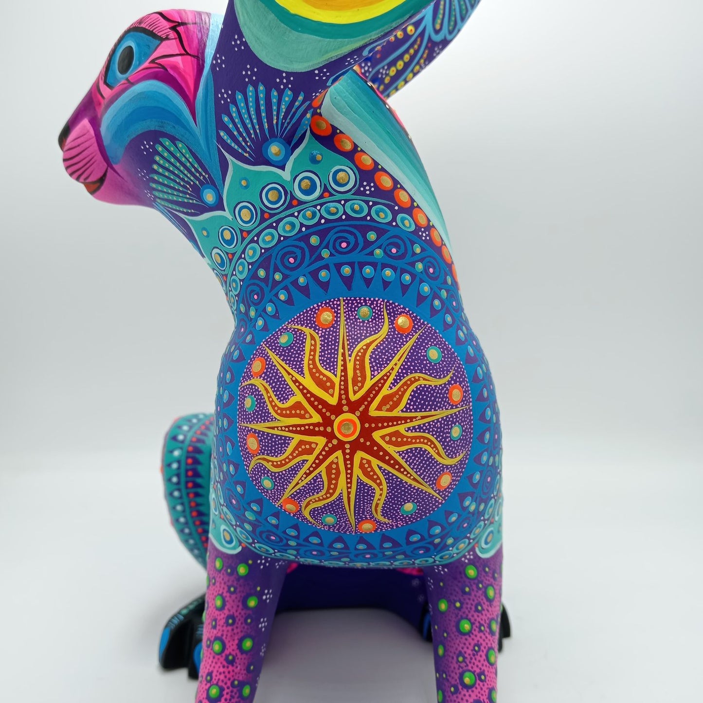 Mexican Folk Art Oaxacan Wood Carving Alebrije Hand Made, Rabbit By Luis Sosa PP7609