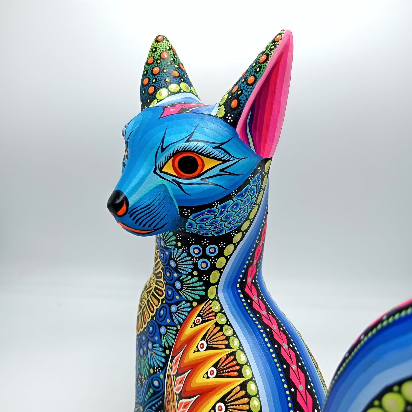 Mexican Folk Art Oaxacan Wood Carving Alebrije Hand Made, Cat By Luis Sosa PP7610