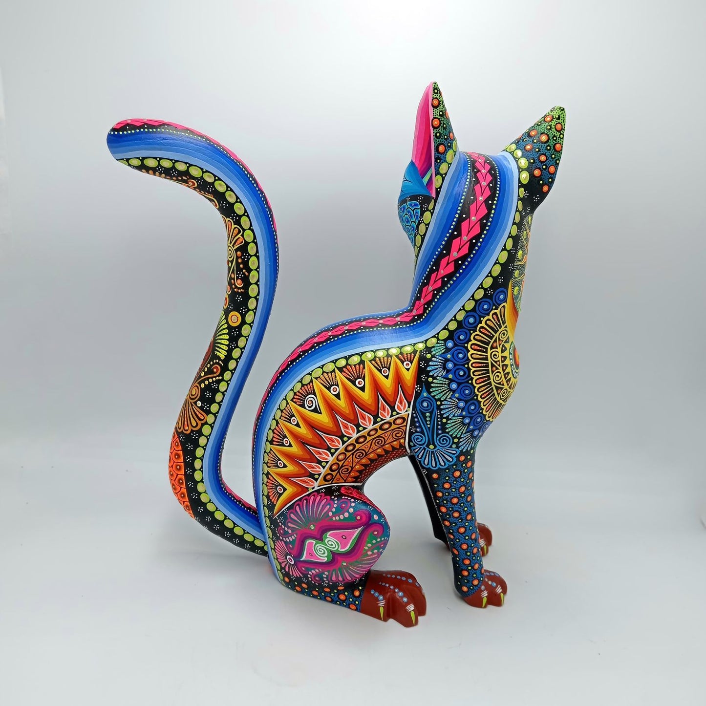 Mexican Folk Art Oaxacan Wood Carving Alebrije Hand Made, Cat By Luis Sosa PP7610