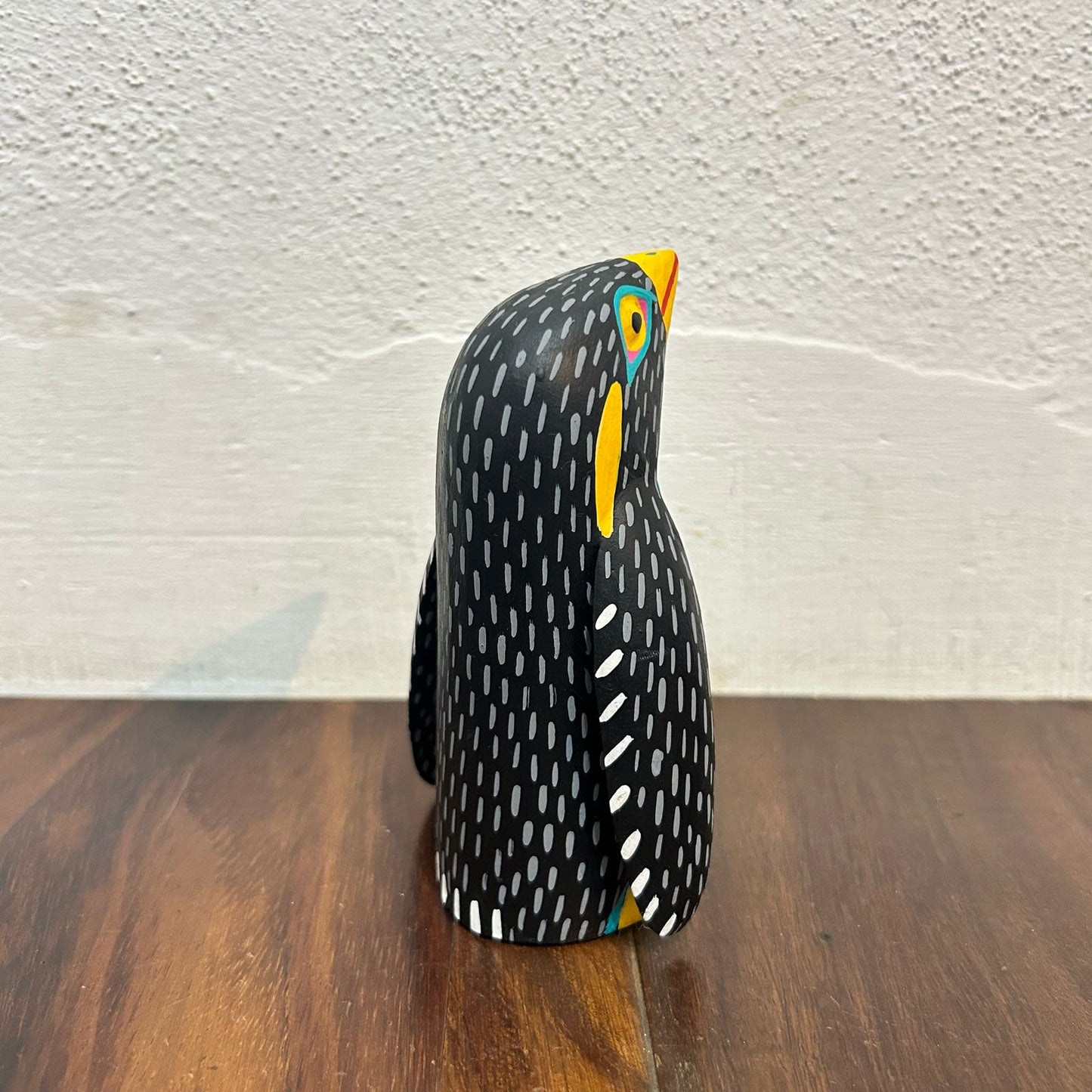 Wood Carving Hand Made Penguin By Armando Jimenez PP7713