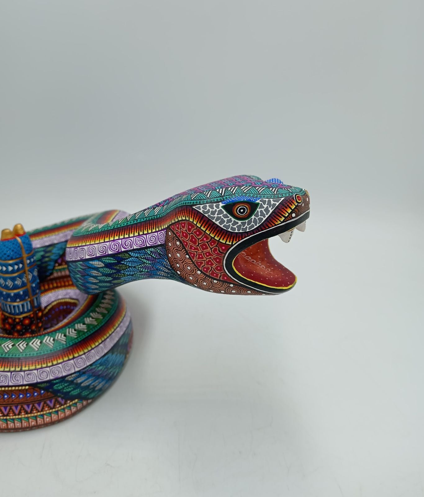 Oaxacan Wood Carving Snake by Manuel Cruz Prudencio PP8053