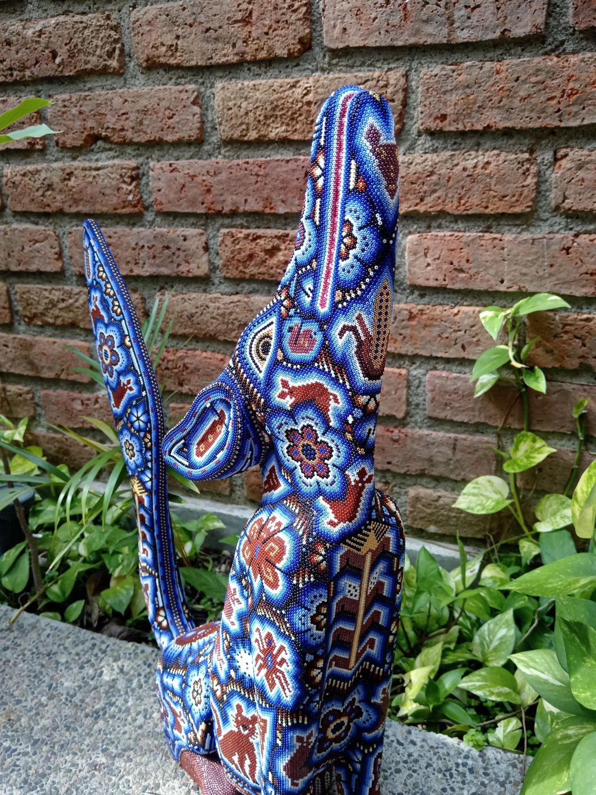 Mexican Huichol Hand Beaded Art, Coyote By Isandro Villa Lopez PP8178