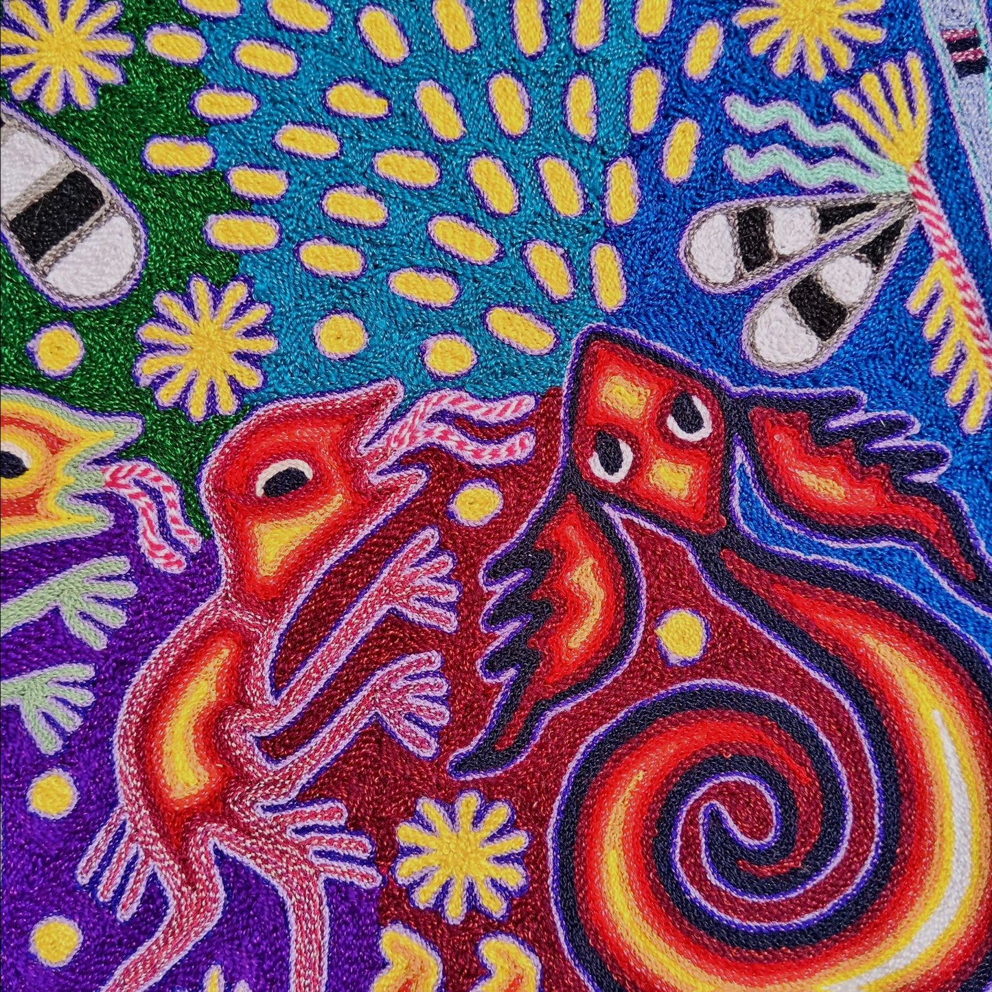 Huichol Mexican Folk Art Yarn Painting  By Maximino Renteria PP8249