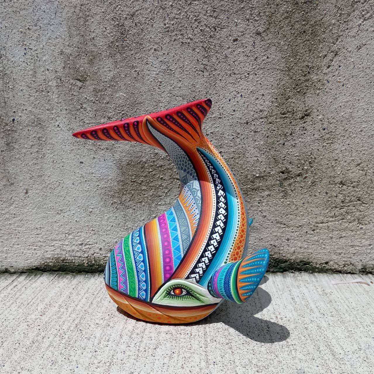 Mexican Oaxacan Wood Carving Whale By Julia Fuentes PP8329