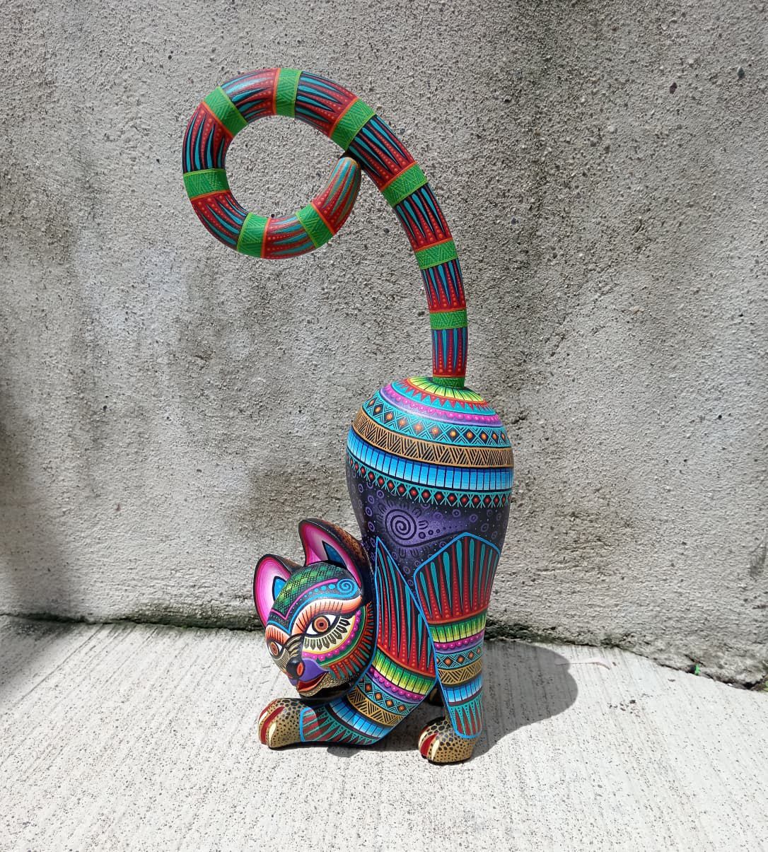 Mexican Oaxacan Wood Carving Cat By Julia Fuentes PP8331
