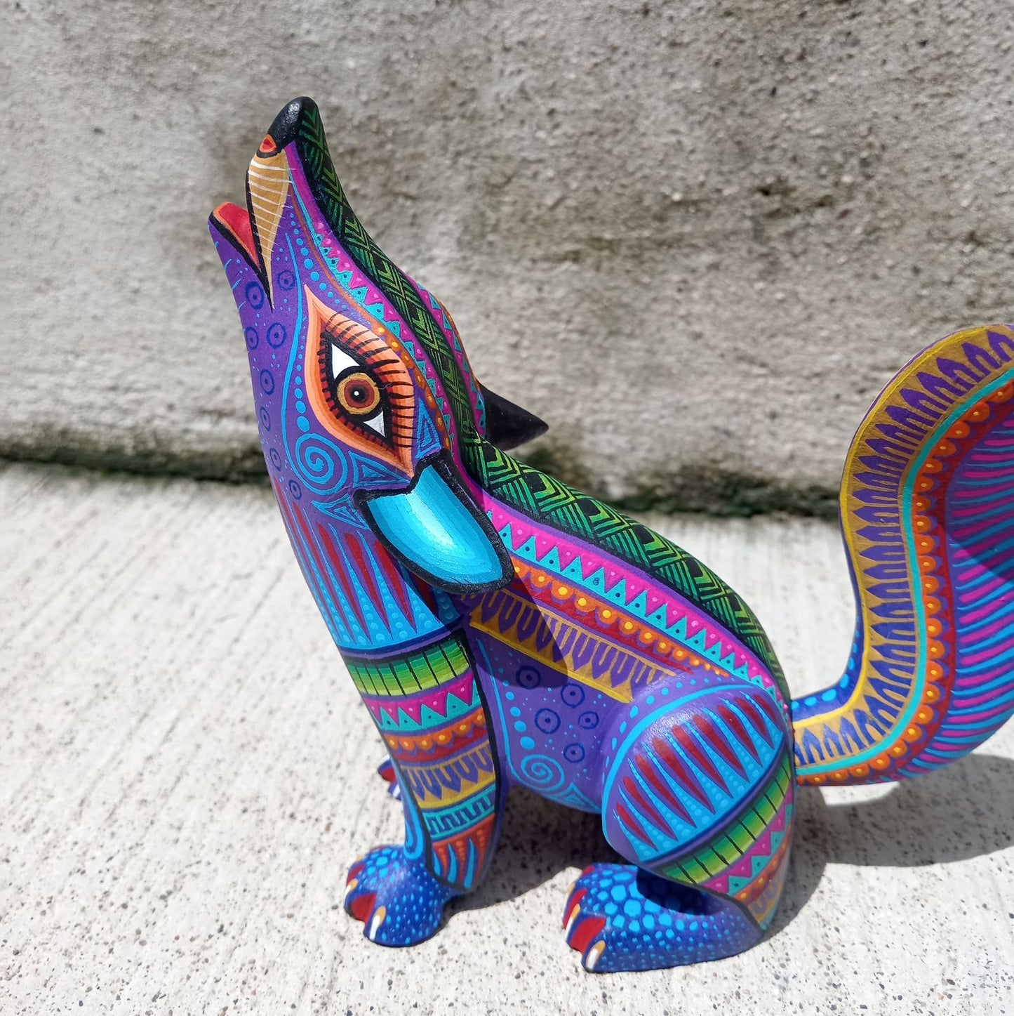 Mexican Oaxacan Wood Carving Coyote By Julia Fuentes PP8333