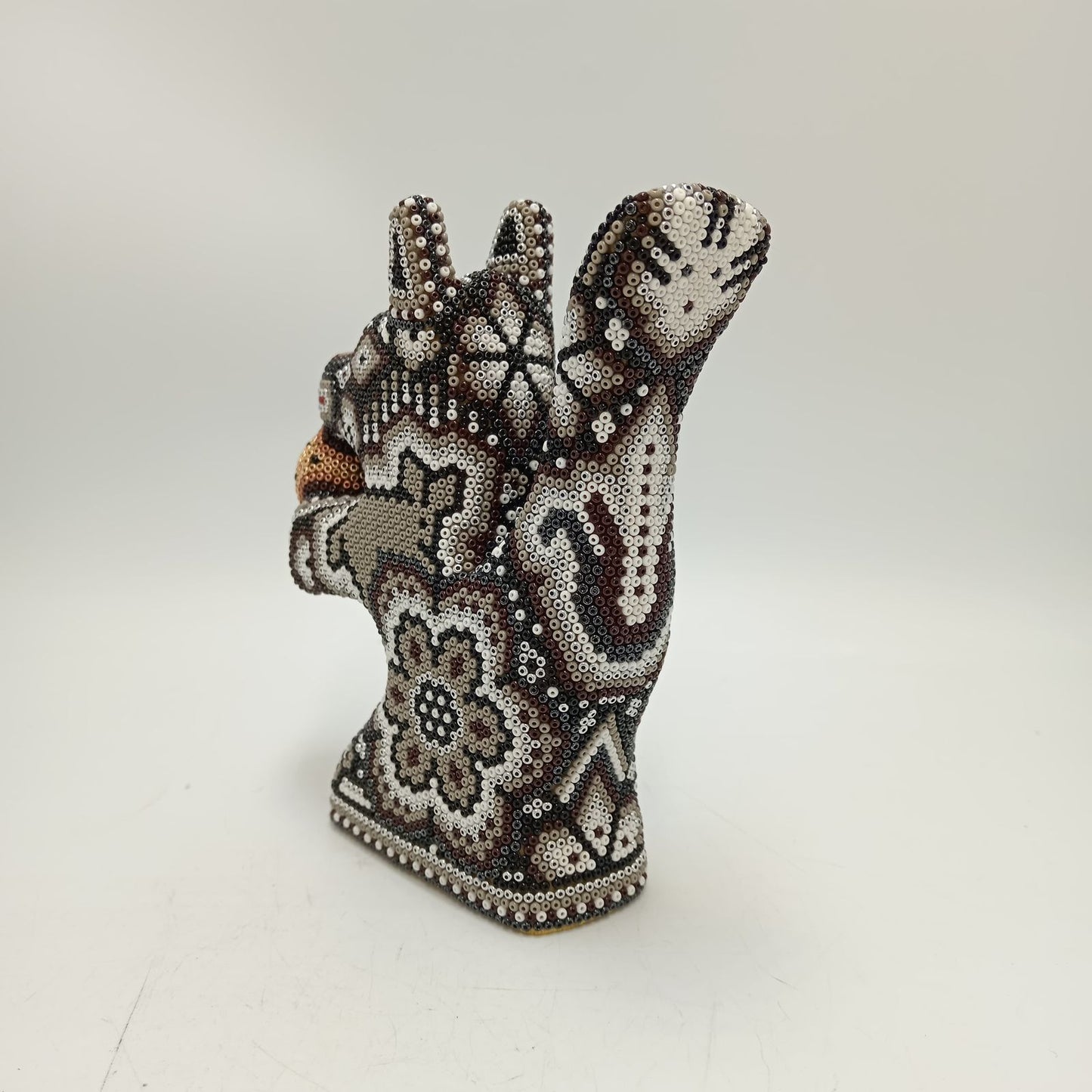 Mexican Huichol Hand Beaded Squirrel By Isandro Villa Lopez PP8451