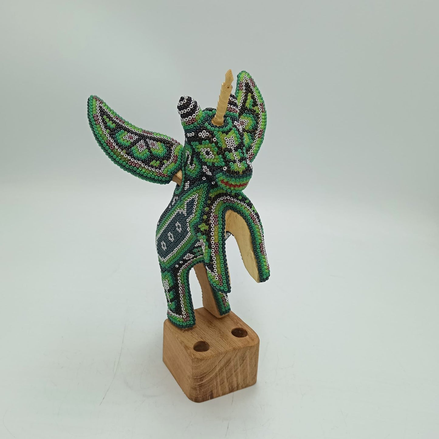 Mexican Huichol Hand Beaded Pegasus By Isandro Villa Lopez PP8452