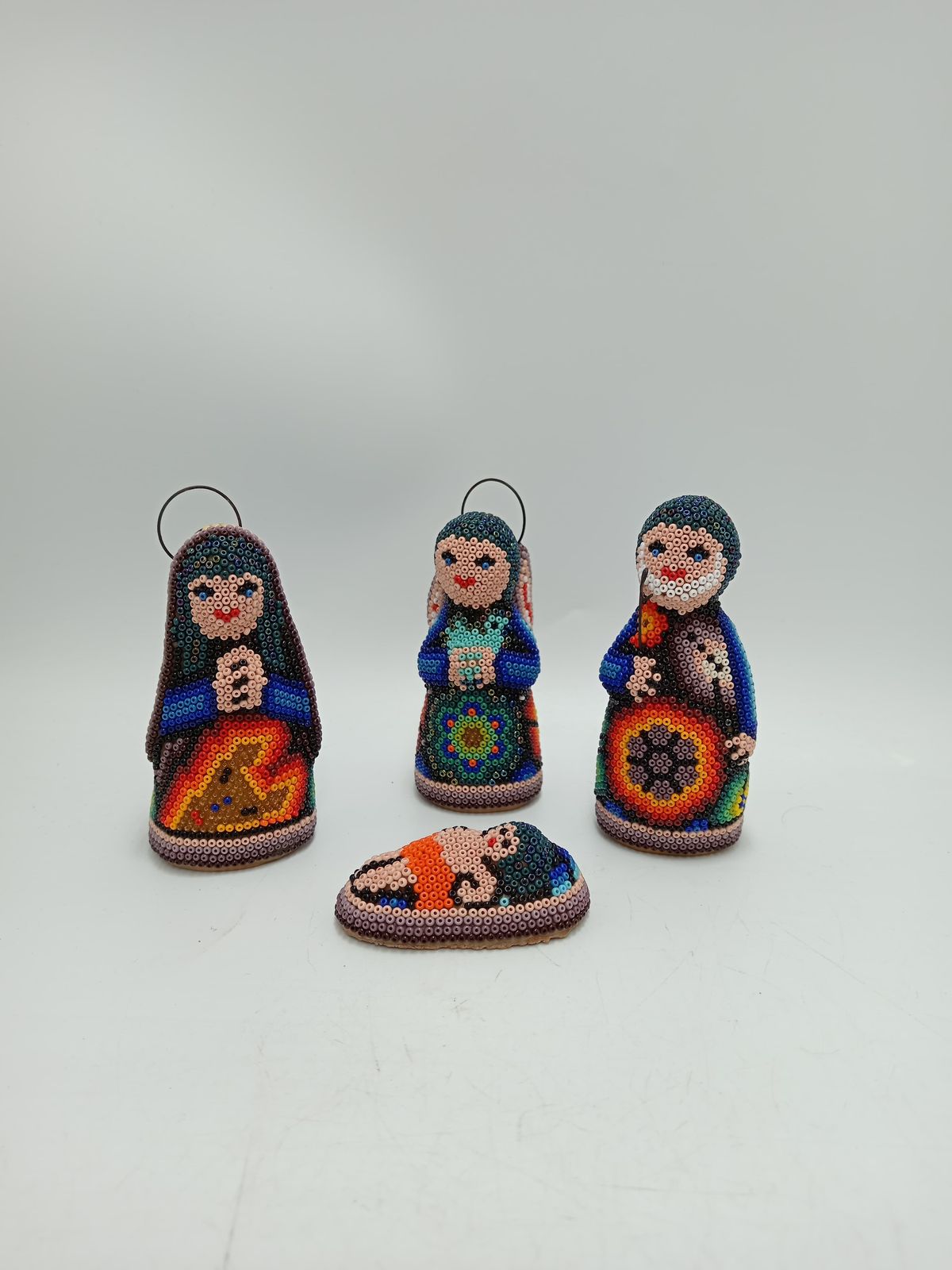 Hand Beaded Huichol Mexican Folk Art Nativity Set By Honorio Villa Lopez PP8482