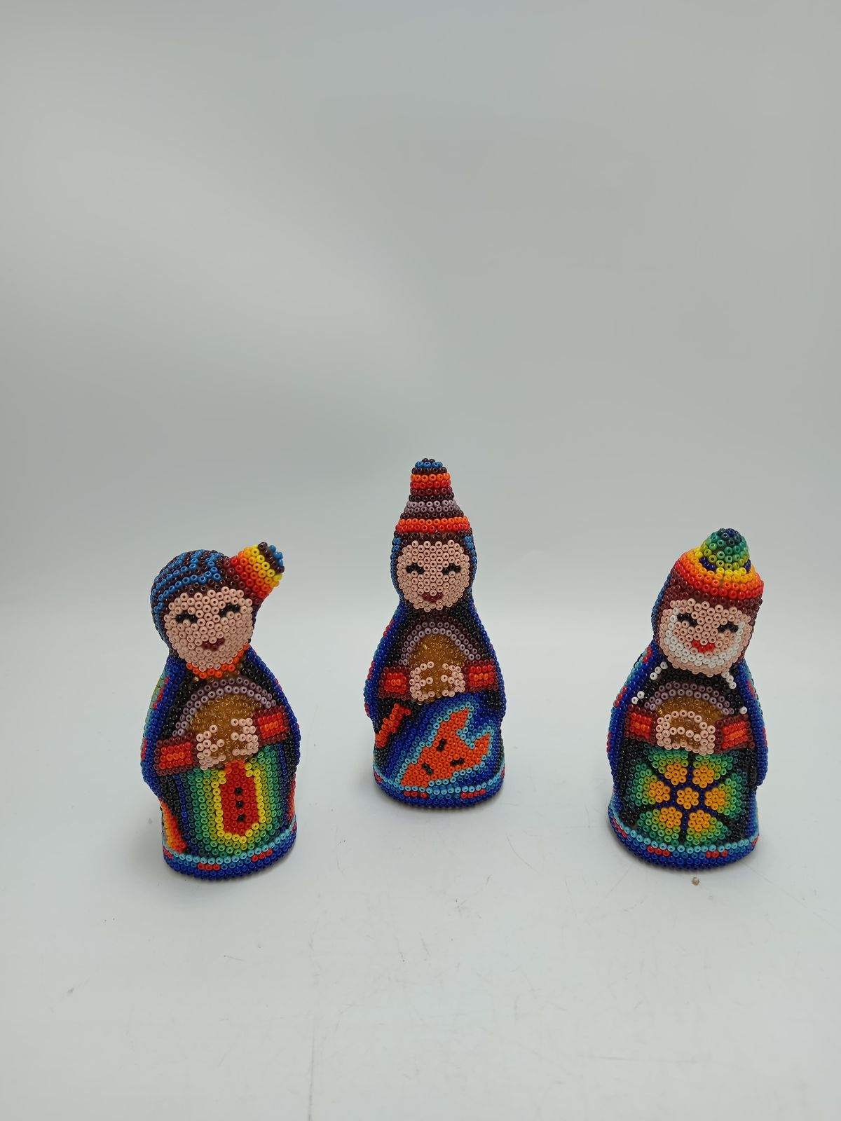 Hand Beaded Huichol Mexican Folk Art Nativity Set By Honorio Villa Lopez PP8483