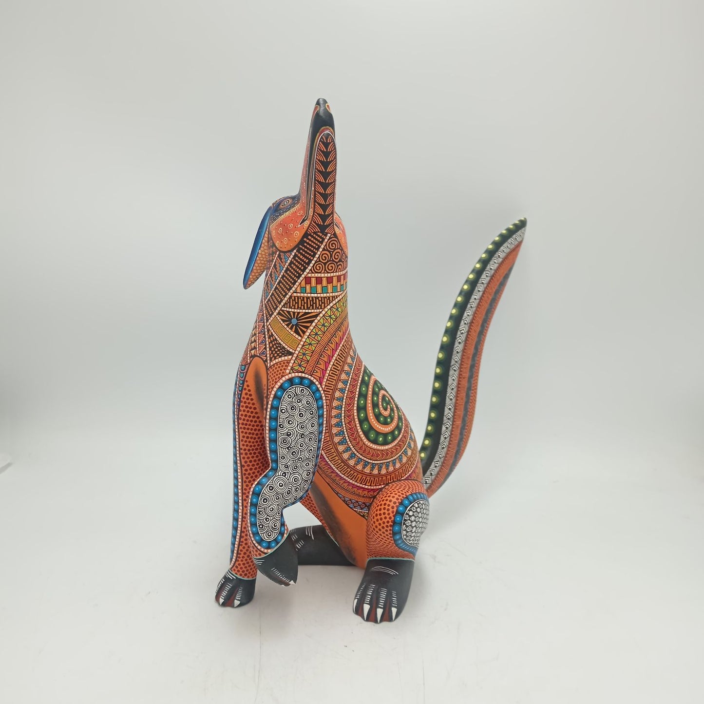 Oaxacan Wood Carving Coyote by Manuel Cruz Prudencio PP8551