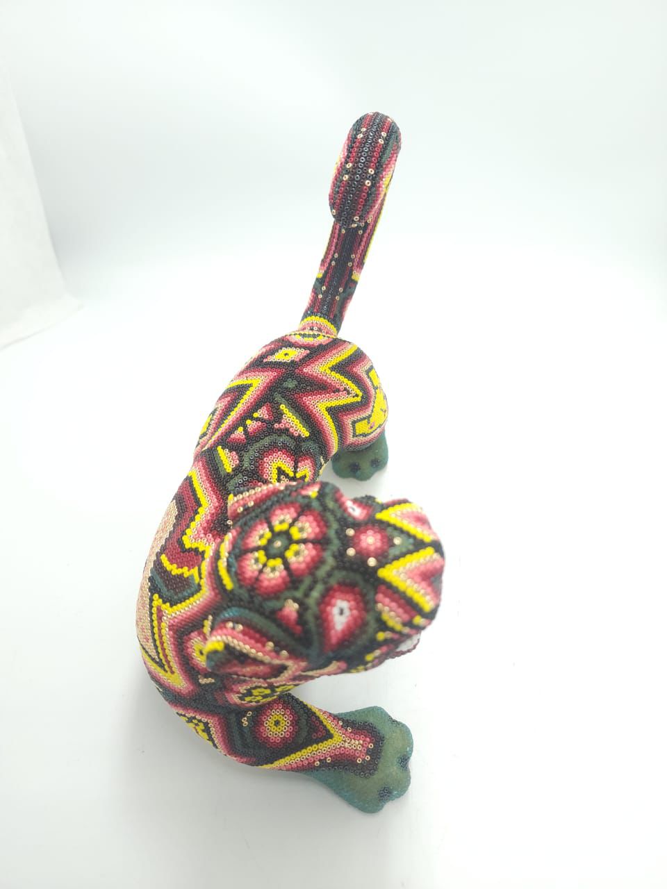 Mexican Huichol Hand Beaded Art, Jaguar By Isandro Villa Lopez PP8611