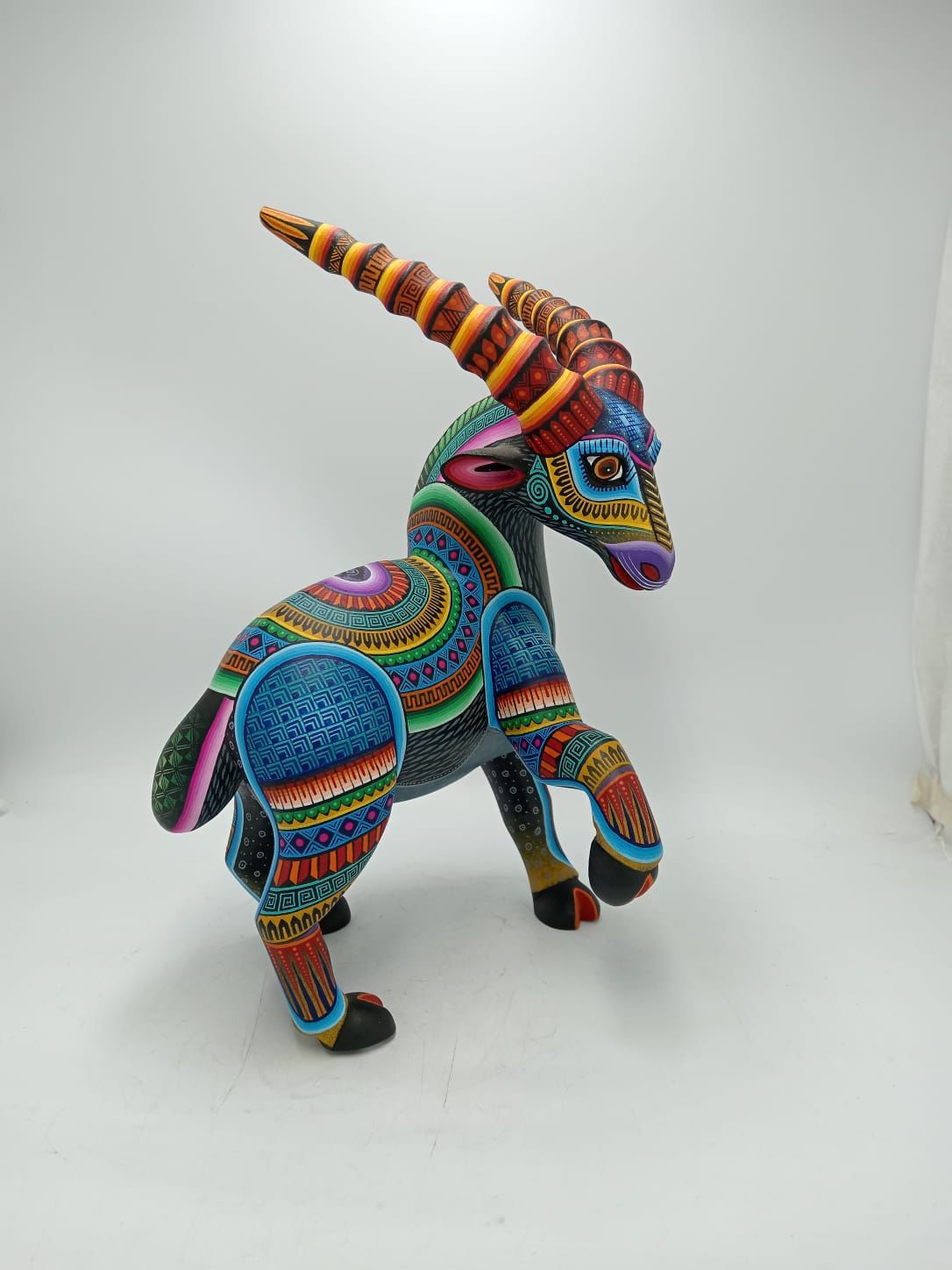 Mexican Oaxacan Wood Carving Goat By Julia Fuentes PP8547