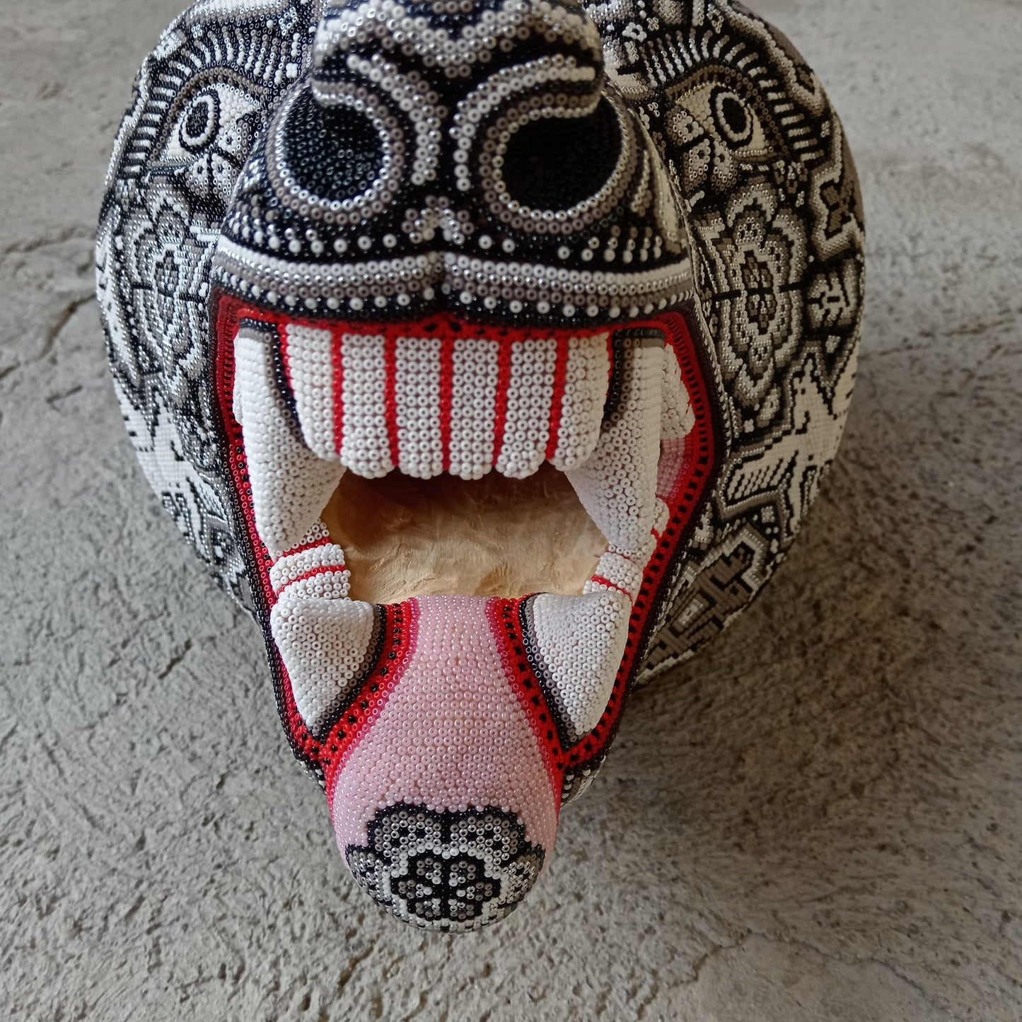 Huichol Mexican Hand Beaded Wolf Head By Isandro Villa Lopez PP8598