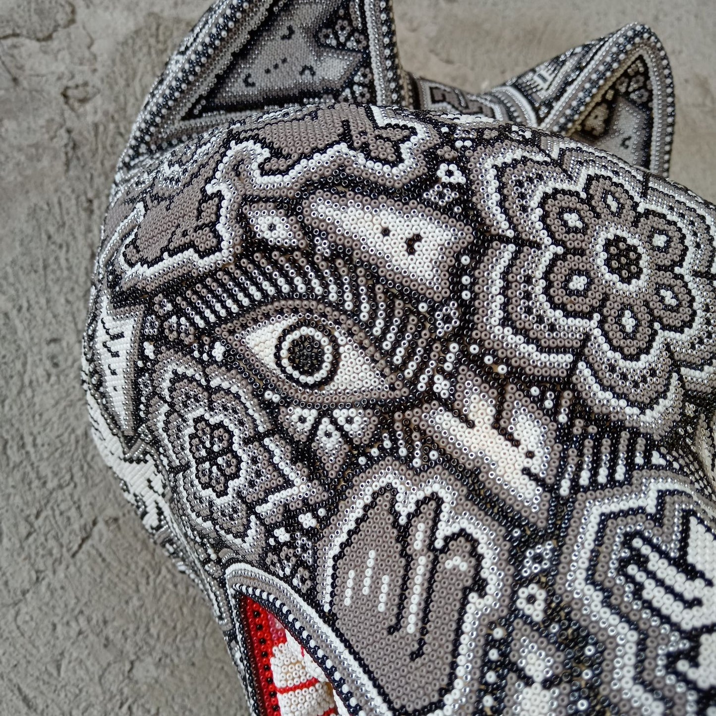 Huichol Mexican Hand Beaded Wolf Head By Isandro Villa Lopez PP8598