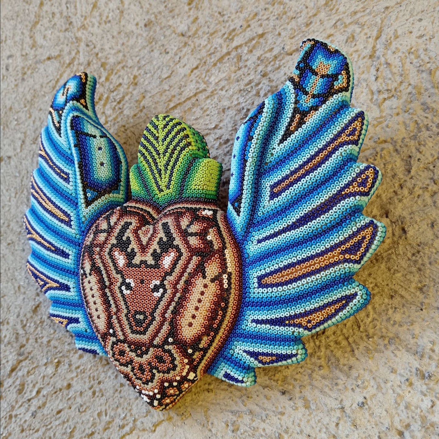 Mexican Huichol Hand Beaded Art, Heart with Wings By Isandro Villa Lopez PP8607 Oaxaca