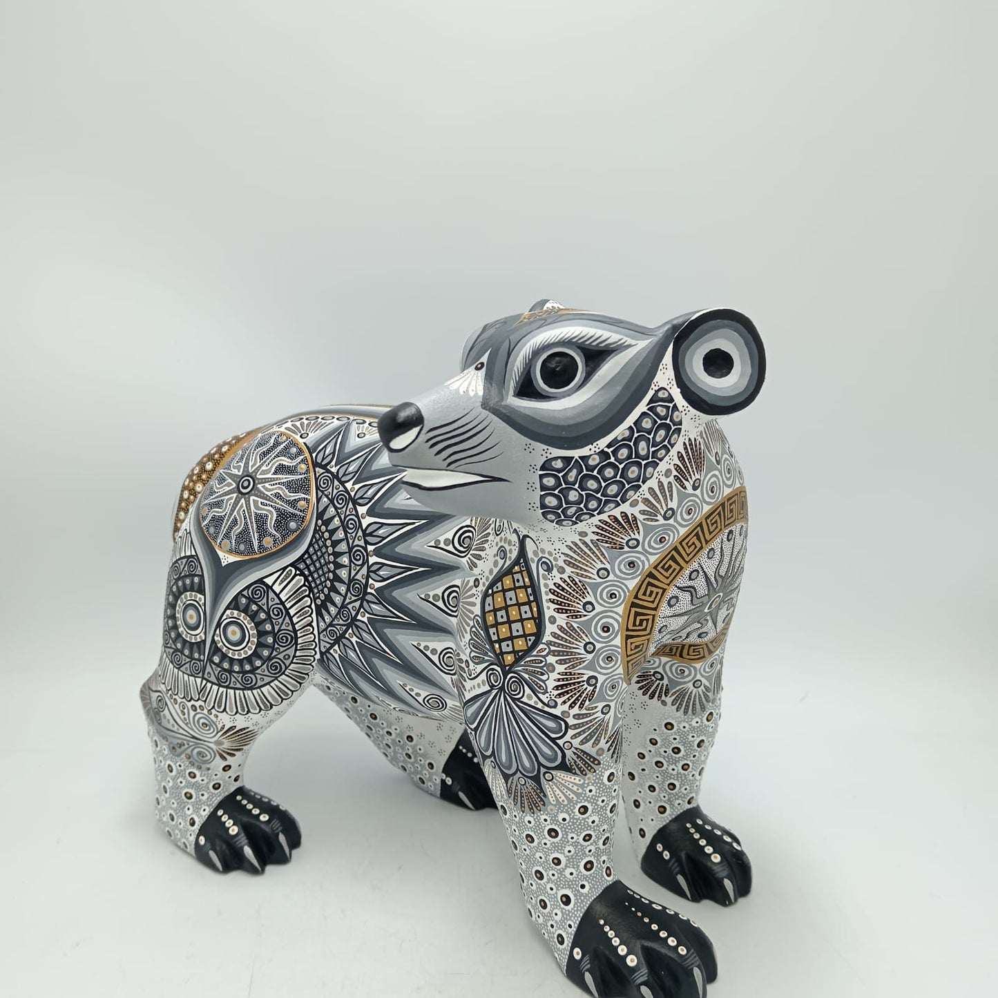 Mexican Folk Art Oaxacan Wood Carving Alebrije Hand Made, Bear By Luis Sosa PP8659