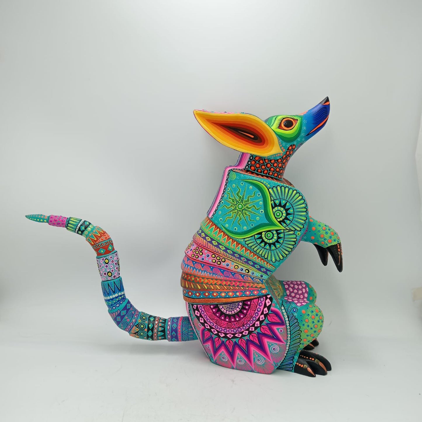 Mexican Folk Art Oaxacan Wood Carving Alebrije Hand Made, Armadillo  By Luis Sosa PP8661