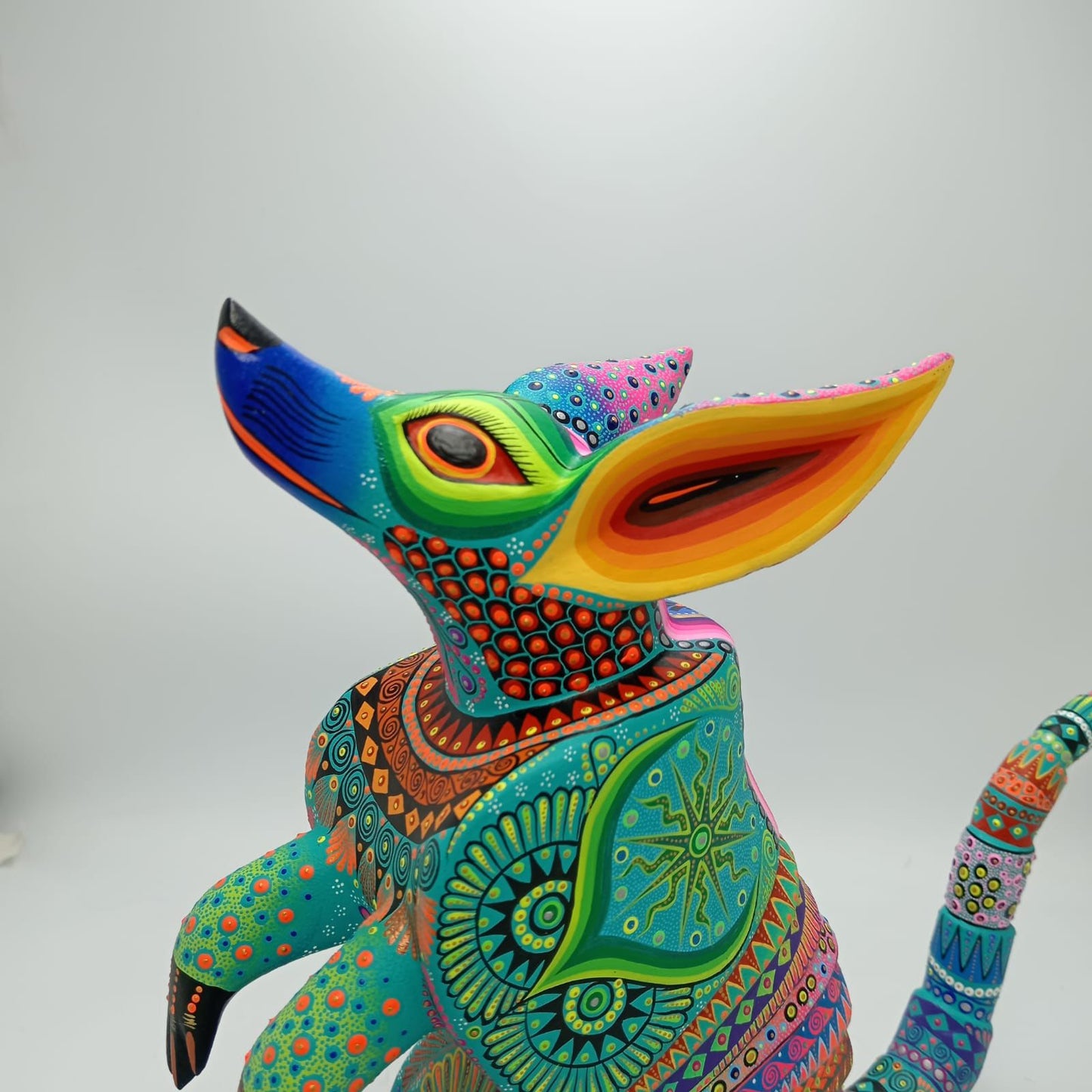 Mexican Folk Art Oaxacan Wood Carving Alebrije Hand Made, Armadillo  By Luis Sosa PP8661
