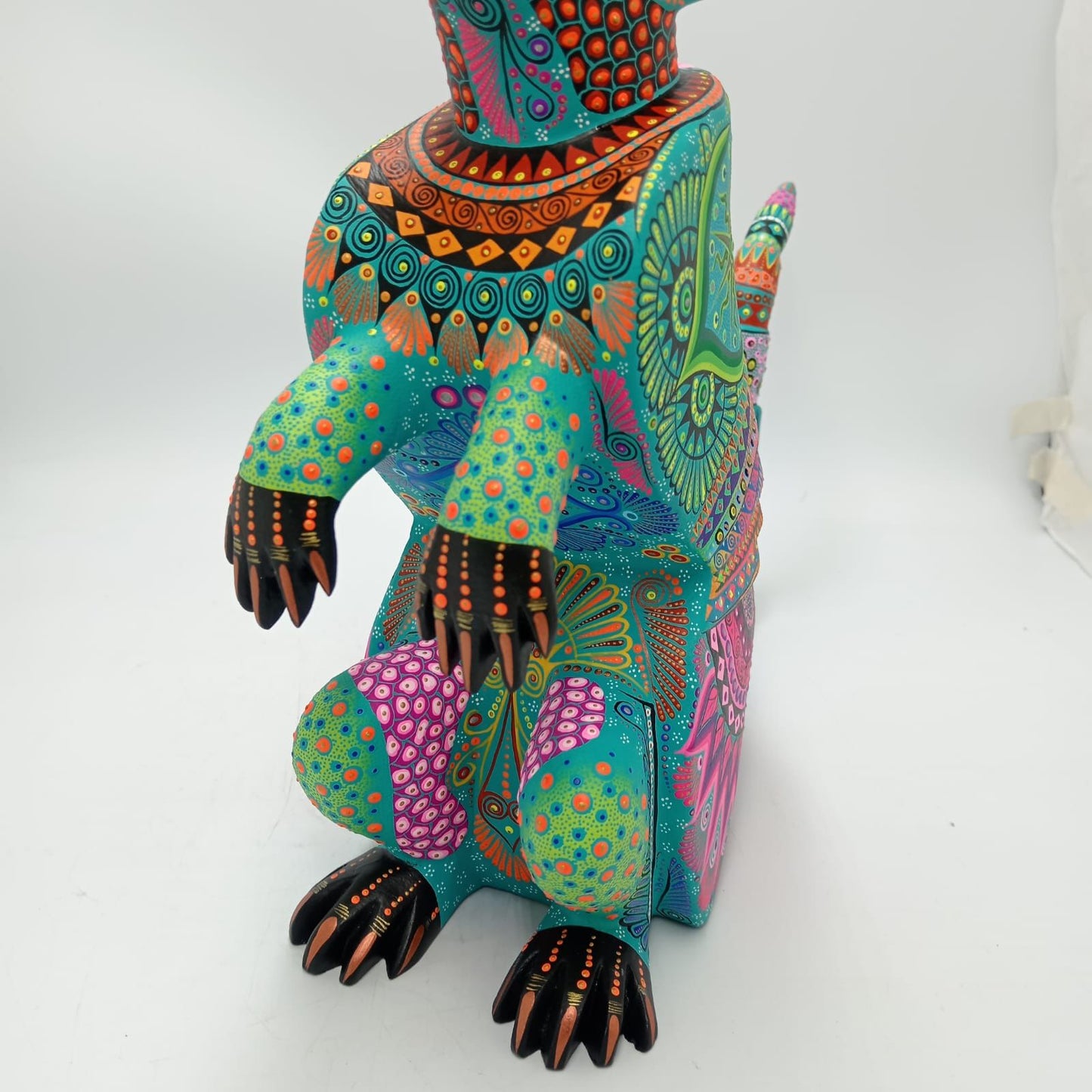 Mexican Folk Art Oaxacan Wood Carving Alebrije Hand Made, Armadillo  By Luis Sosa PP8661