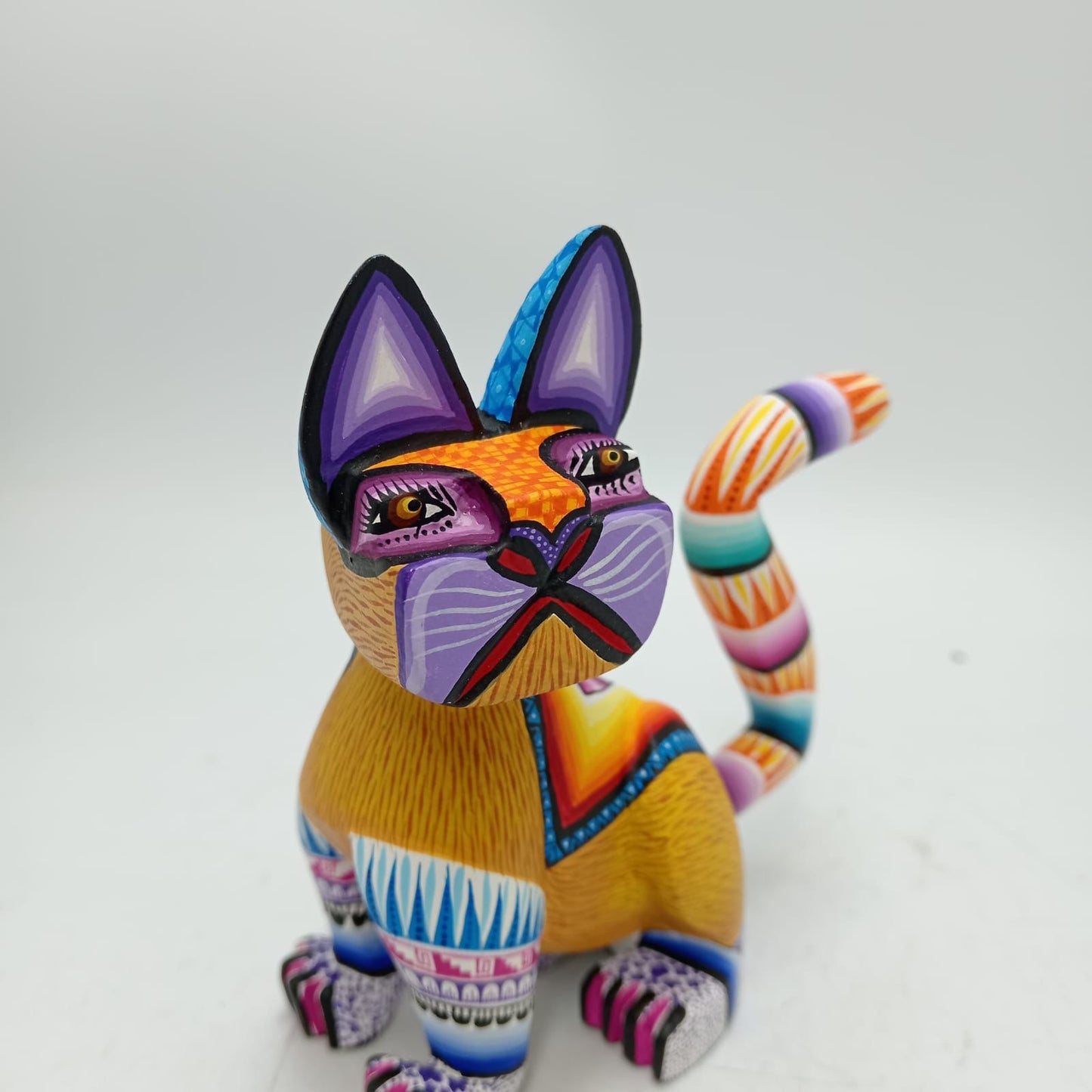 Mexican Oaxacan Wood Carving Dog By Julia Fuentes PP8696