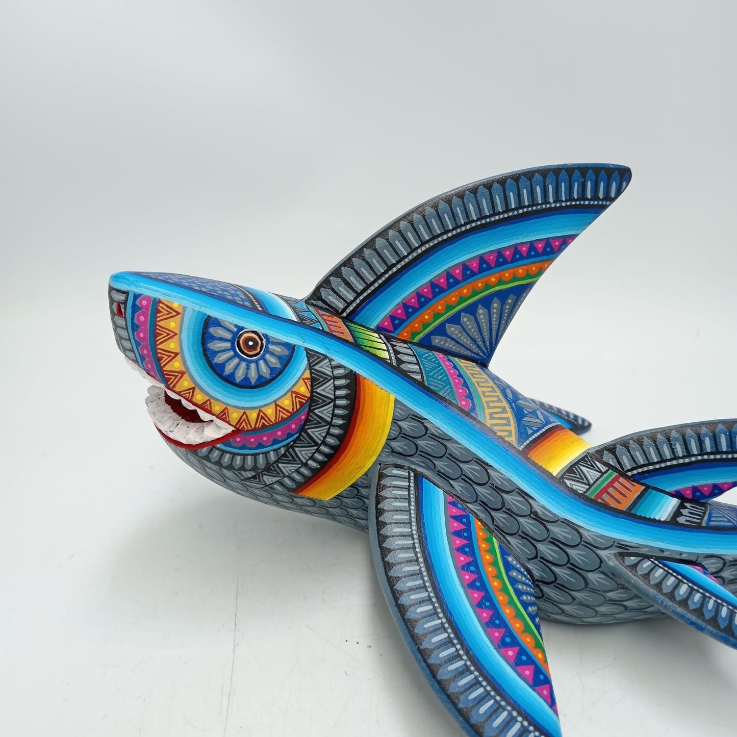 Mexican Oaxacan Wood Carving Shark By Julia Fuentes PP8700