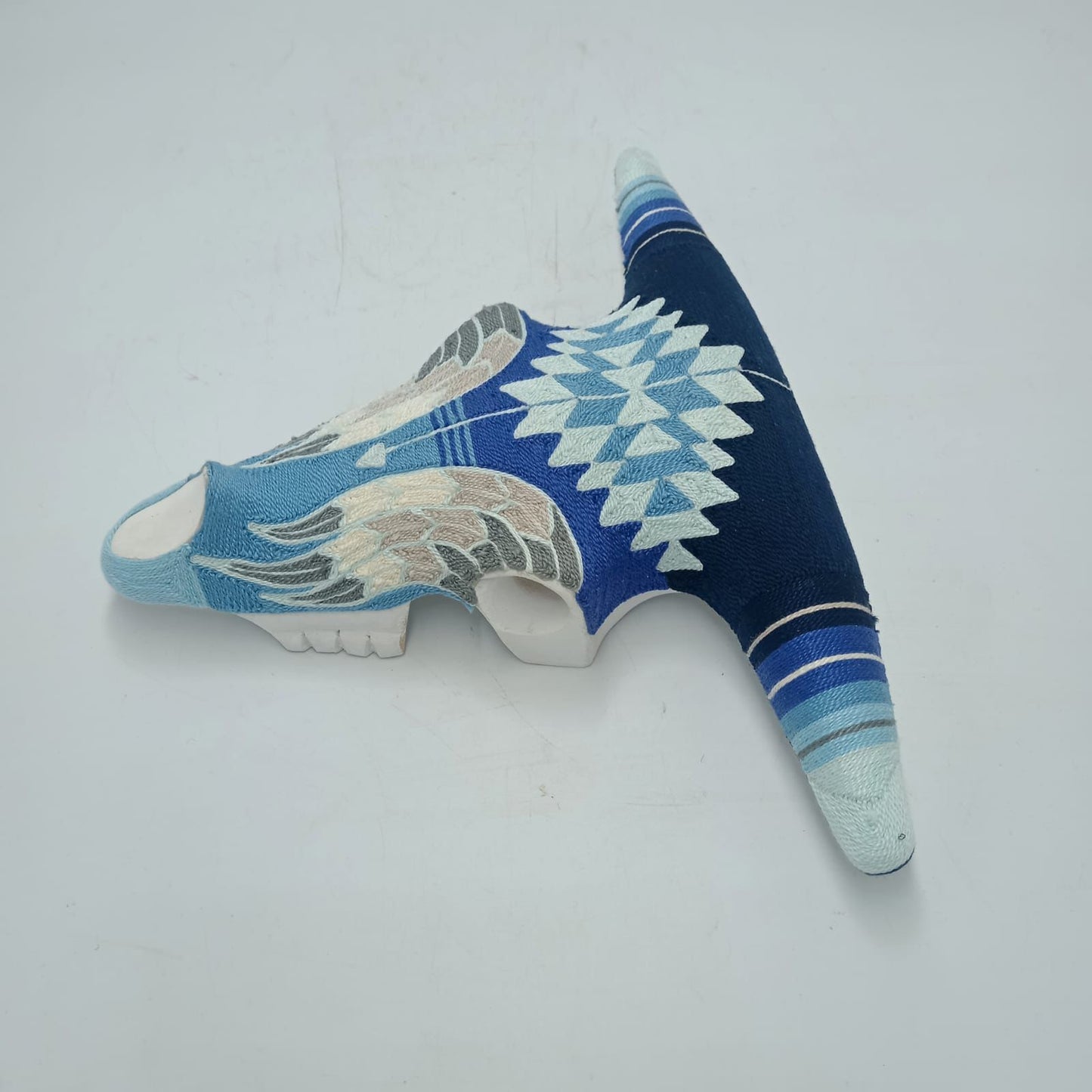 Mexican Folk Art Huichol Yarn Painting on Bull Skull By Alfredo Meraz Reyna PP8711