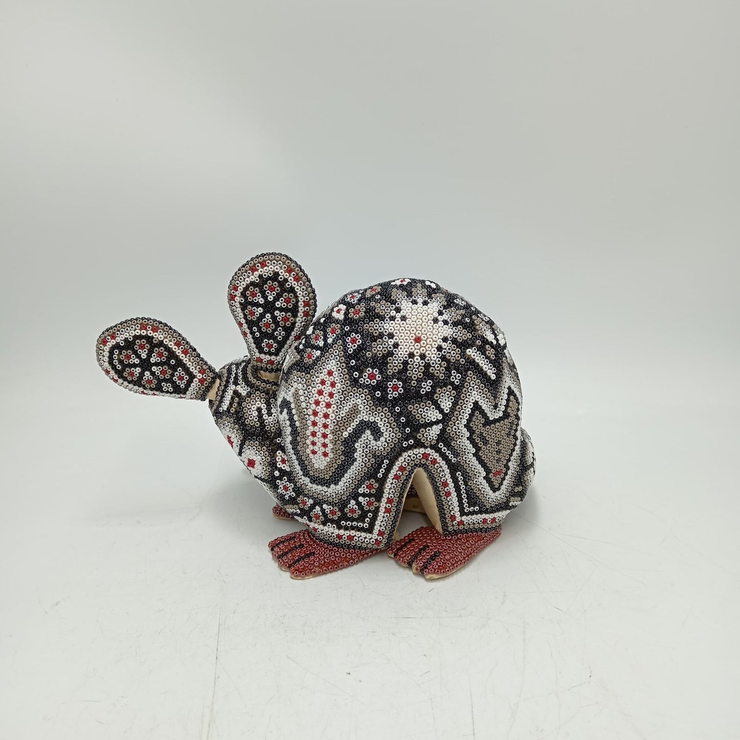 Mexican Huichol Hand Beaded Armadillo By Isandro Villa Lopez PP8766