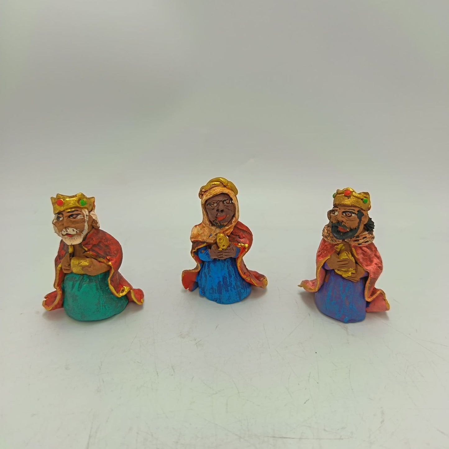 Extraordinary Hand made Painted Nativity Set By Demetrio Aguilar PP8868