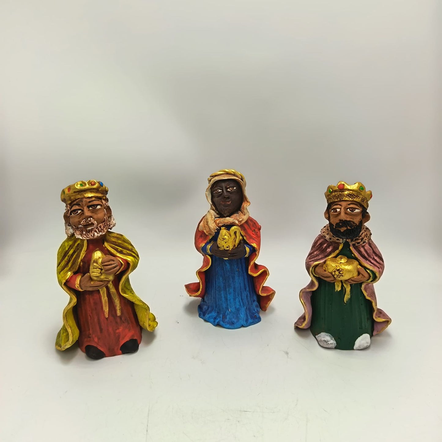 Extraordinary Hand made Painted Nativity Set By Demetrio Aguilar PP8875
