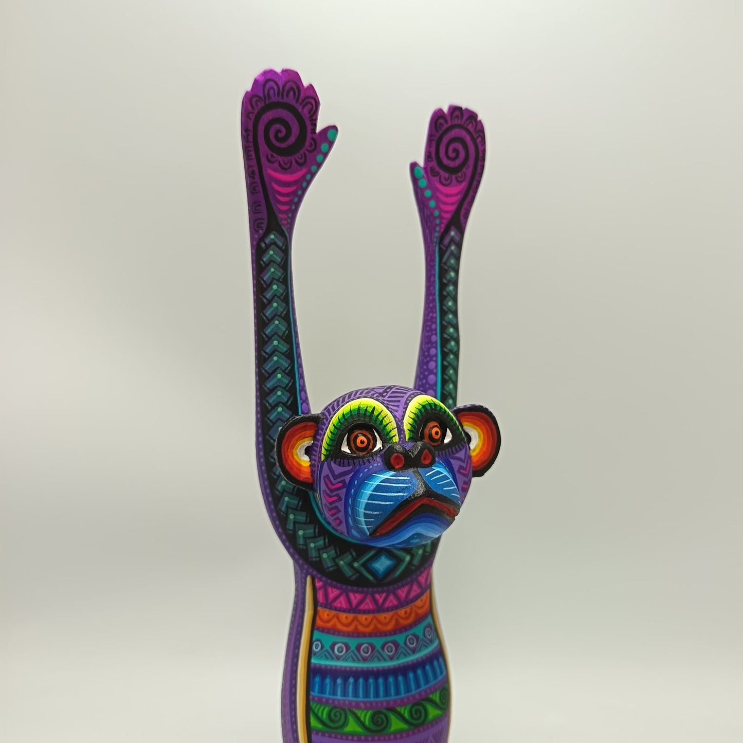 Mexican Oaxacan Wood Carving Monkey By Julia Fuentes PP9006