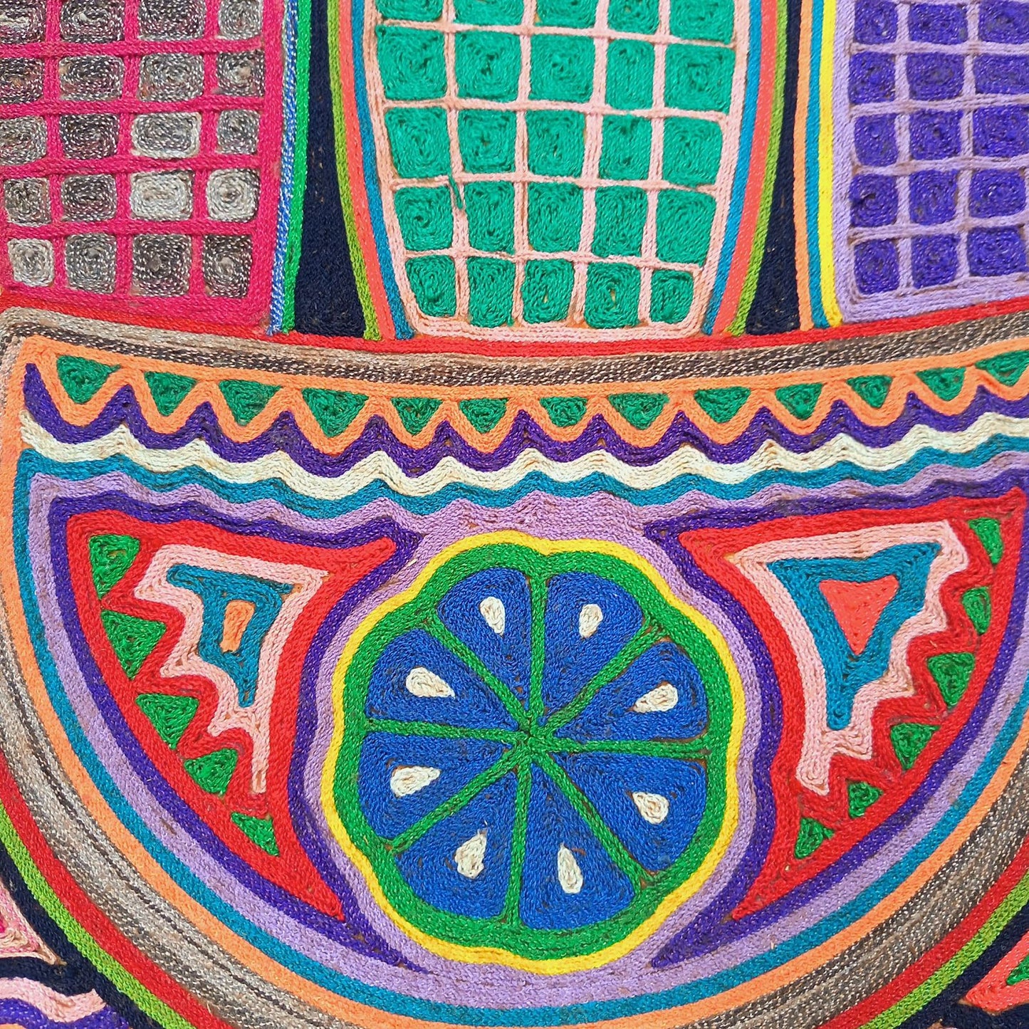 Huichol Indian Mexican Folk Art Yarn Painting by Jesus Jimenez PP9013