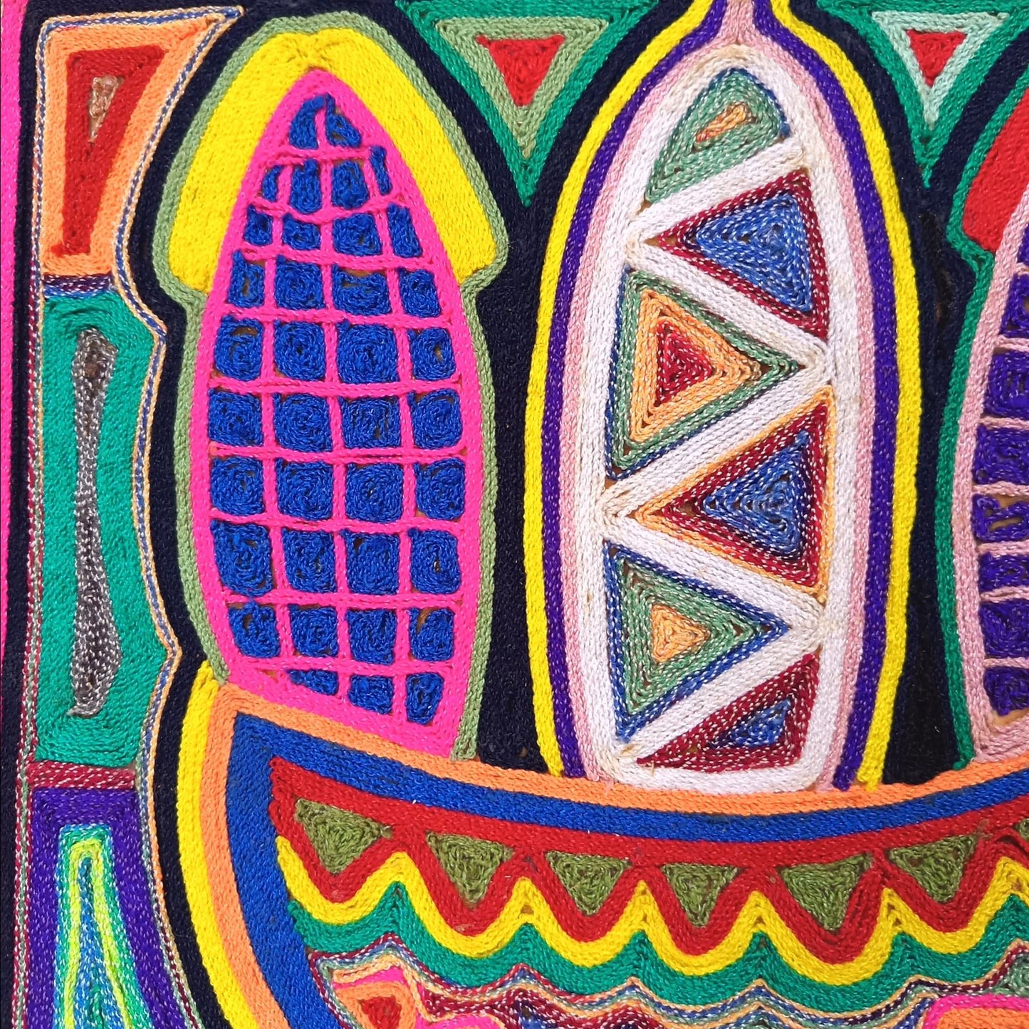 Huichol Indian Mexican Folk Art Yarn Painting by Jesus Jimenez PP9021 Oaxaca