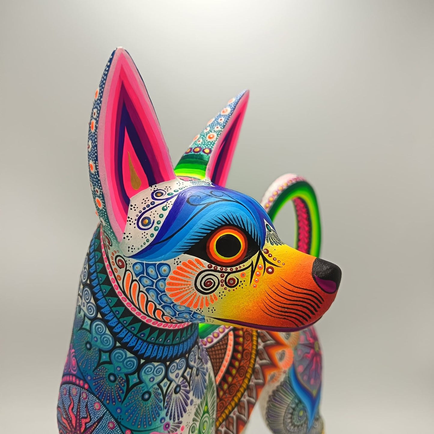Mexican Folk Art Oaxacan Wood Carving Hand Made, Dog By Luis Sosa PP9028