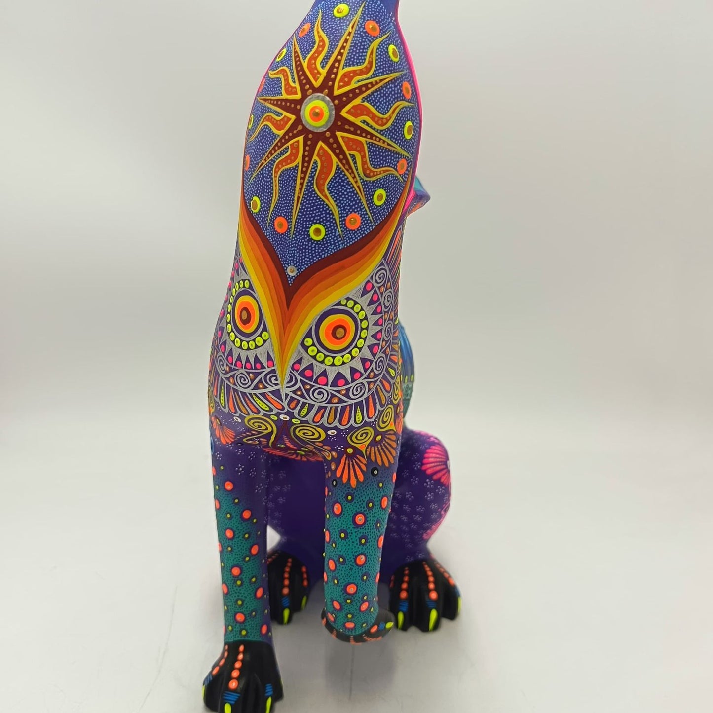 Mexican Folk Art Oaxacan Wood Carving Hand Made, Coyote By Luis Sosa PP9035
