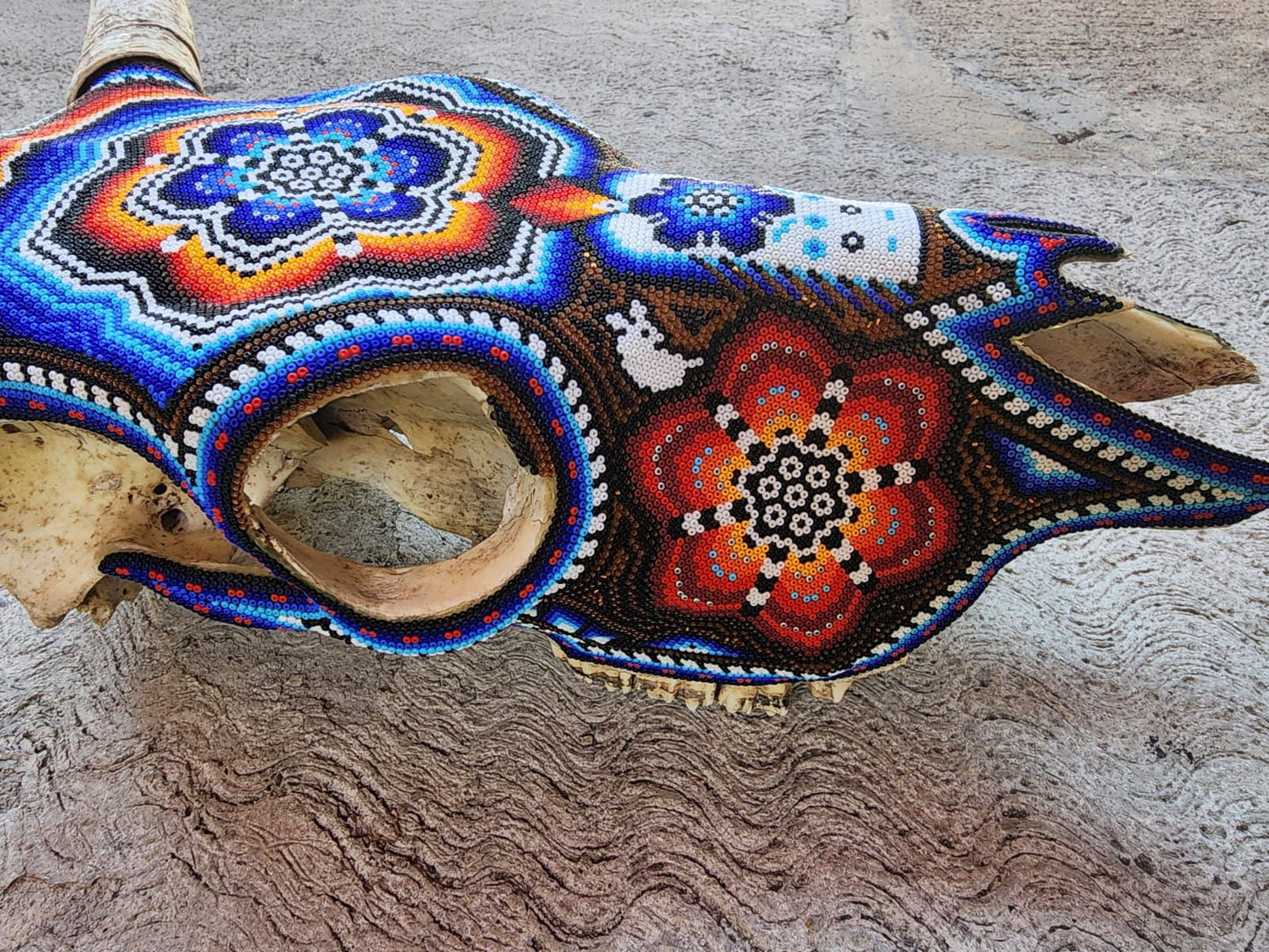 Huichol Indian Hand Beaded Bull Skull By Santos Bautista PP9045 Oaxaca