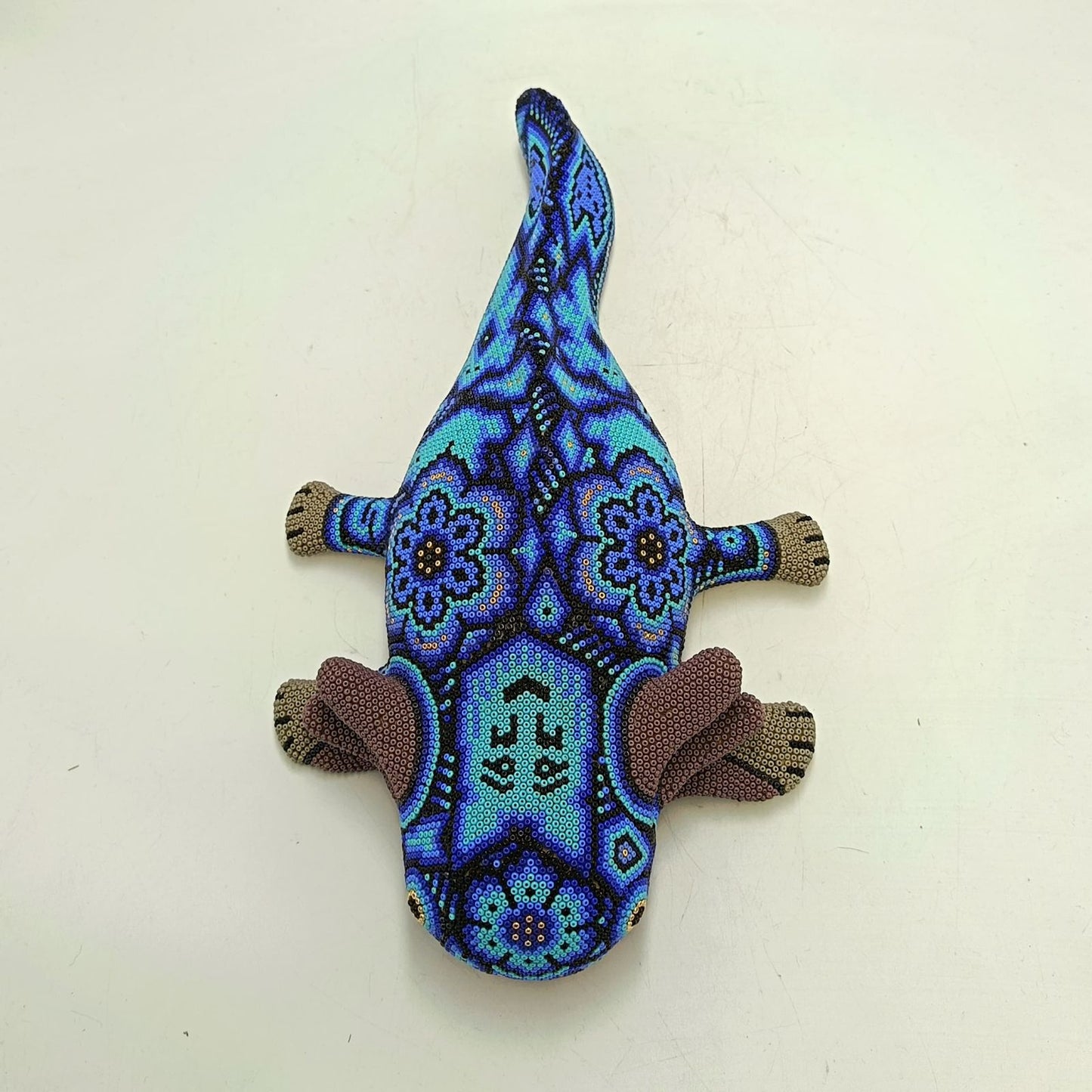 Mexican Huichol Hand Beaded Axolot By Isandro Villa Lopez PP9088