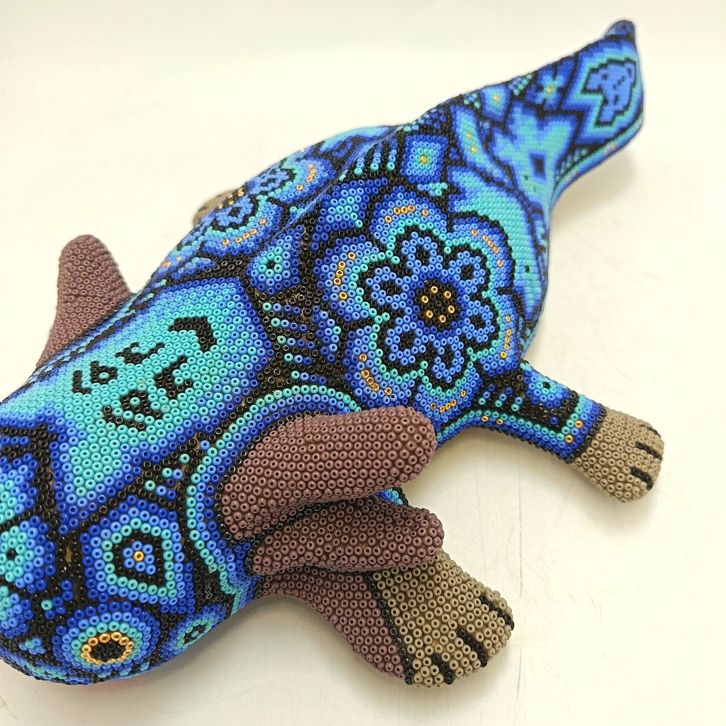 Mexican Huichol Hand Beaded Axolot By Isandro Villa Lopez PP9088