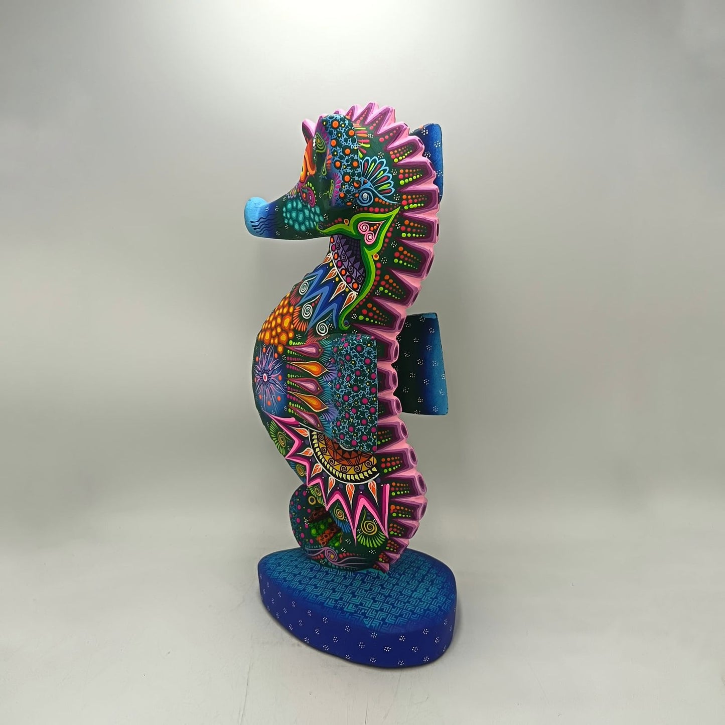 Oaxacan Wood Carving Hand Made Sea Horse By Cesar Melchor Ojeda PP9120