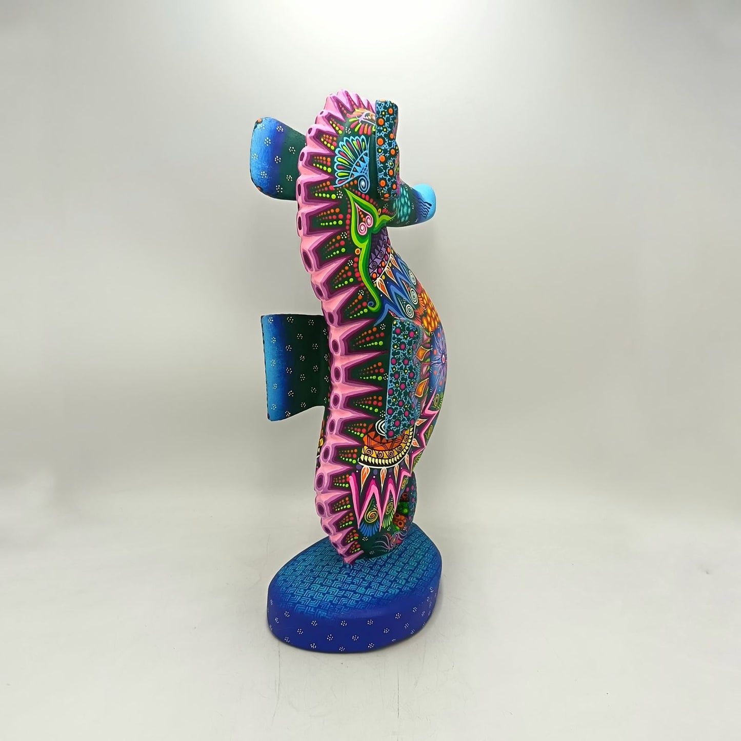 Oaxacan Wood Carving Hand Made Sea Horse By Cesar Melchor Ojeda PP9120