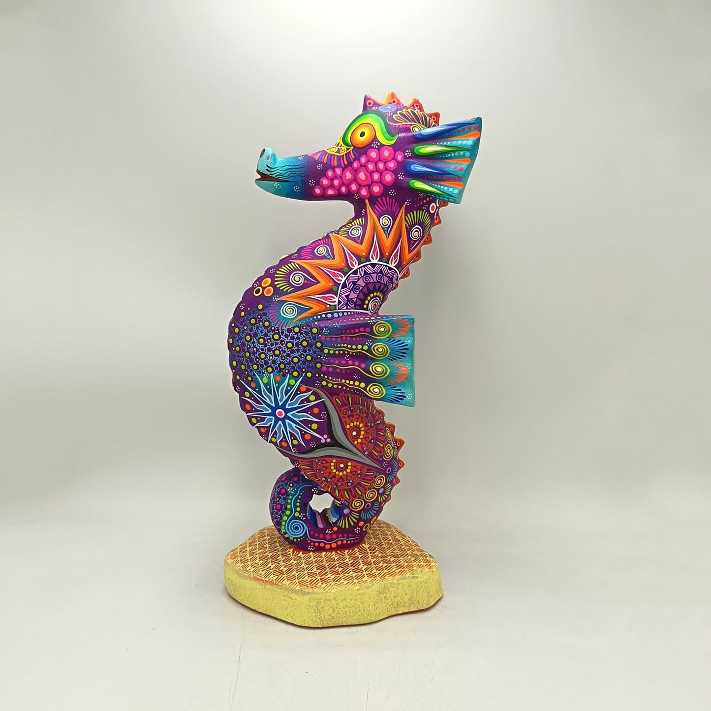 Oaxacan Wood Carving Hand Made Sea Horse By Cesar Melchor Ojeda PP9121