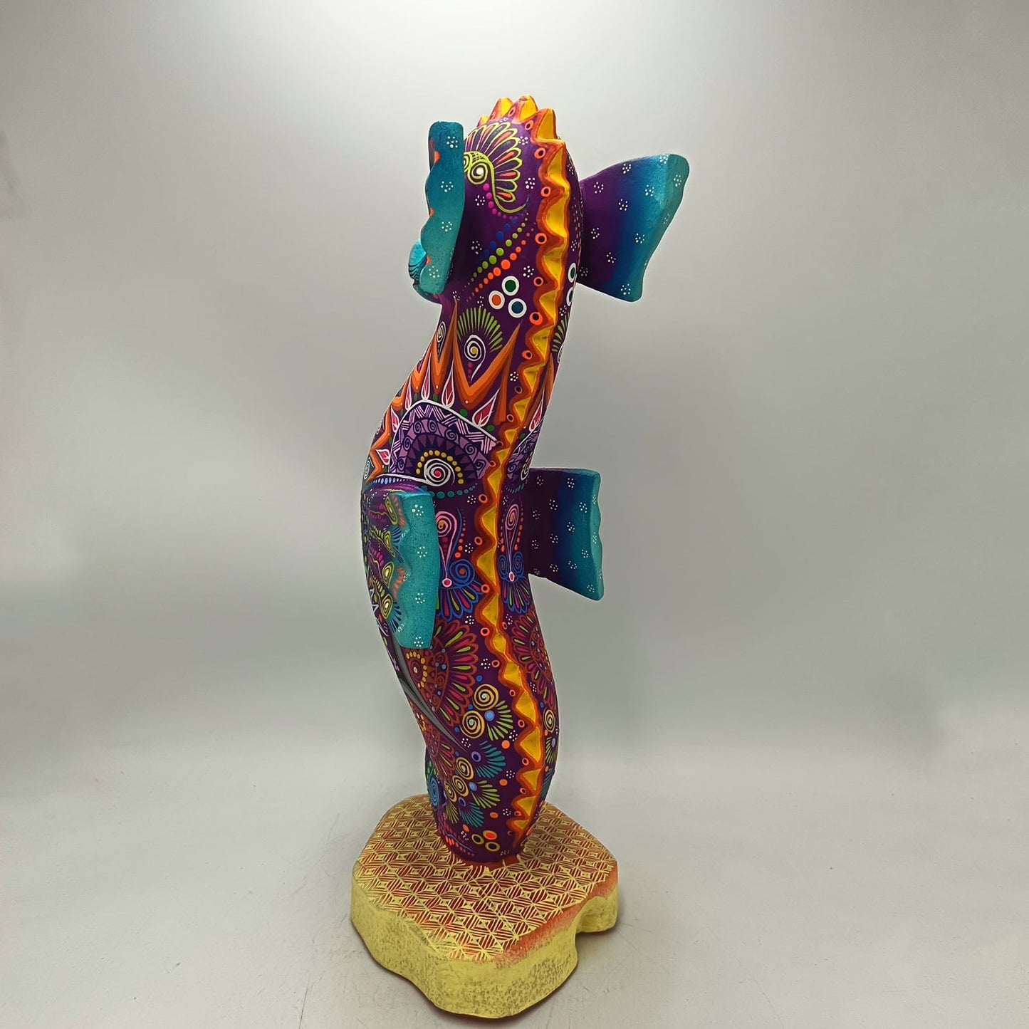 Oaxacan Wood Carving Hand Made Sea Horse By Cesar Melchor Ojeda PP9121