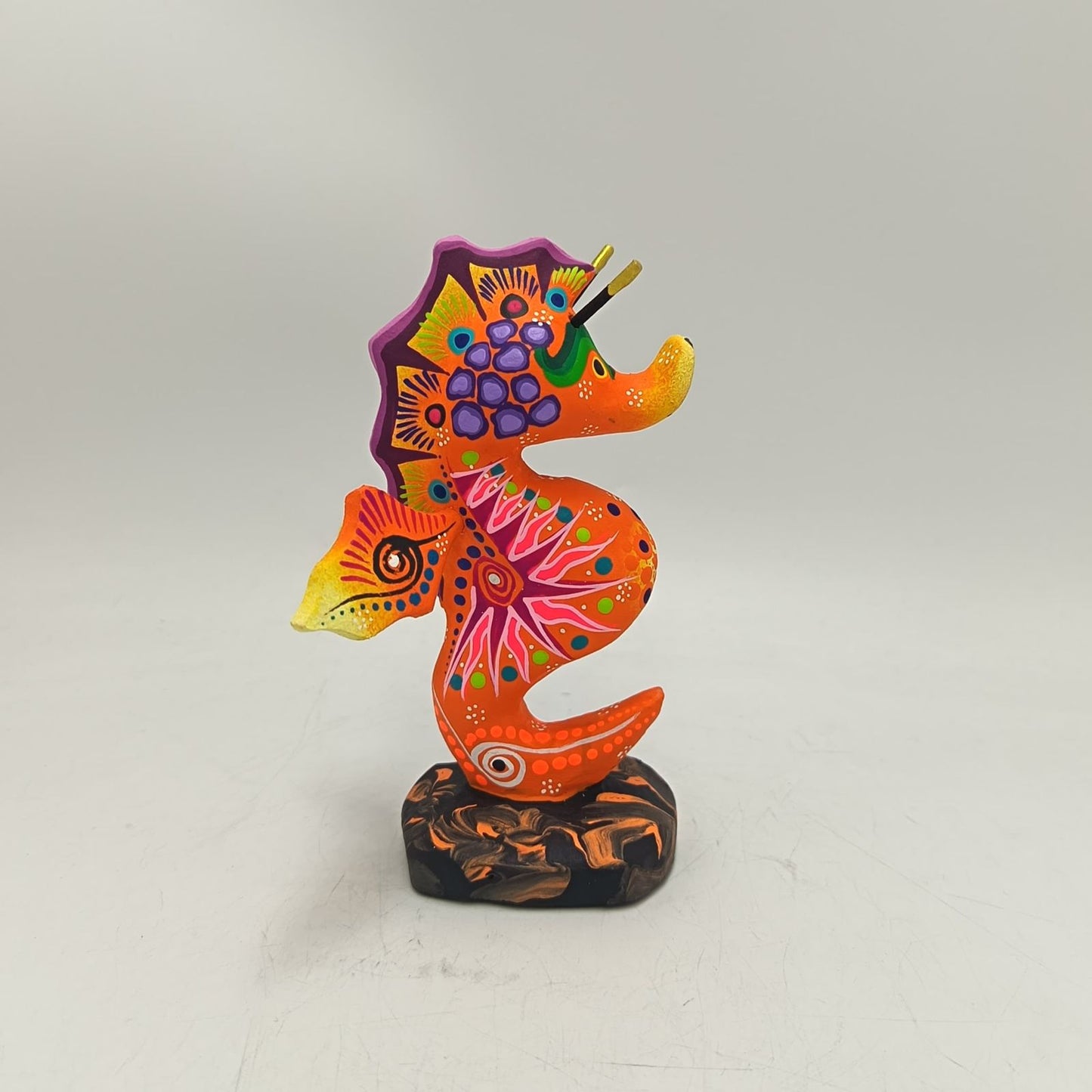 Oaxacan Wood Carving Hand Made Sea Horse By Estudio 2403 PP9126