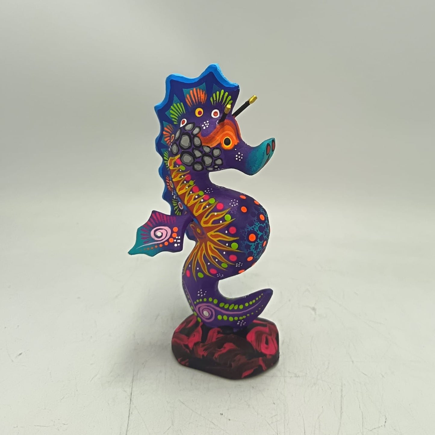 Oaxacan Wood Carving Hand Made Sea Horse By Estudio 2403 PP9129