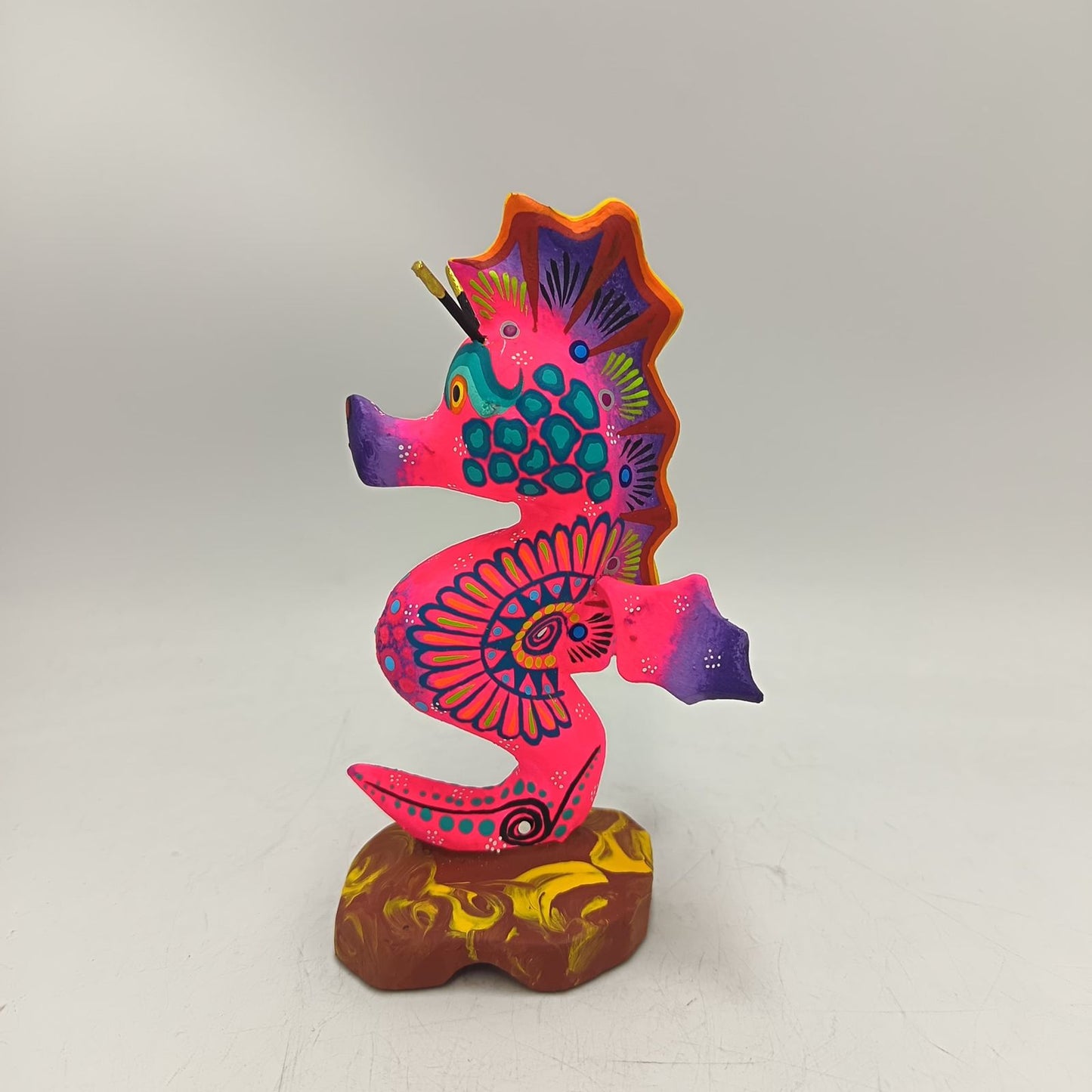 Oaxacan Wood Carving Hand Made Sea Horse By Estudio 2403 PP9130