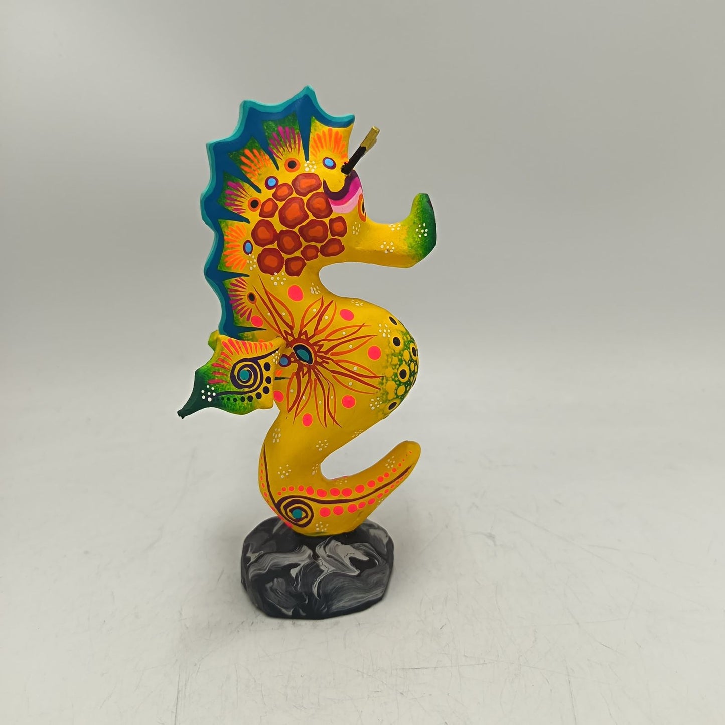 Oaxacan Wood Carving Hand Made Sea Horse By Estudio 2403 PP9135