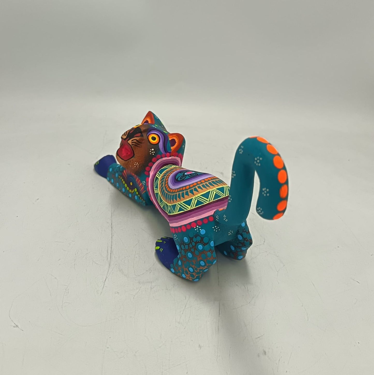 Oaxacan Wood Carving Hand Made Cat By Estudio 2403 PP9137