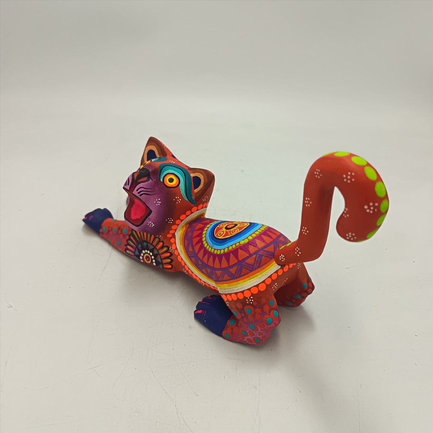 Oaxacan Wood Carving Hand Made Cat By Estudio 2403 PP9139