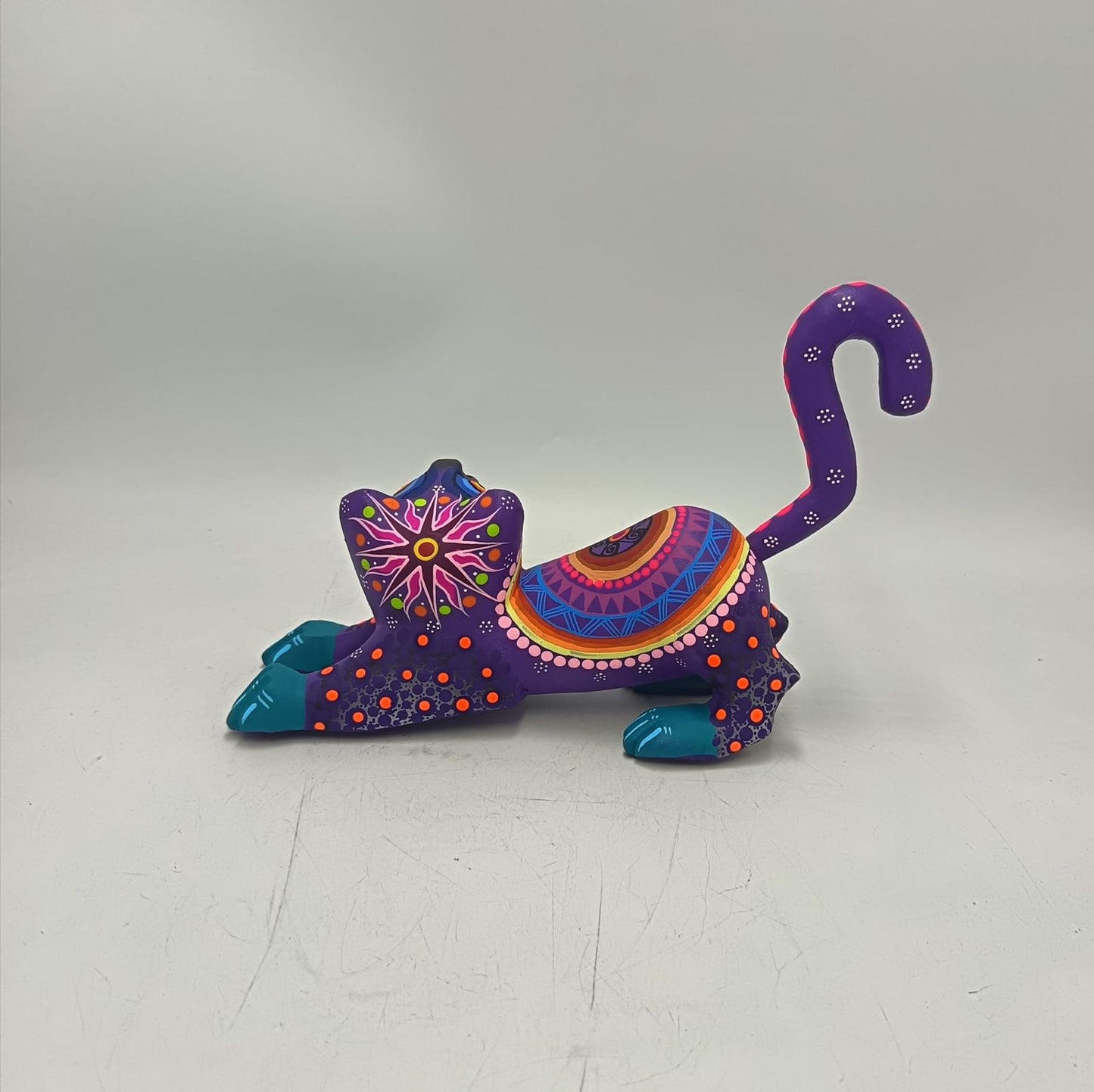 Oaxacan Wood Carving Hand Made Cat By Estudio 2403 PP9141