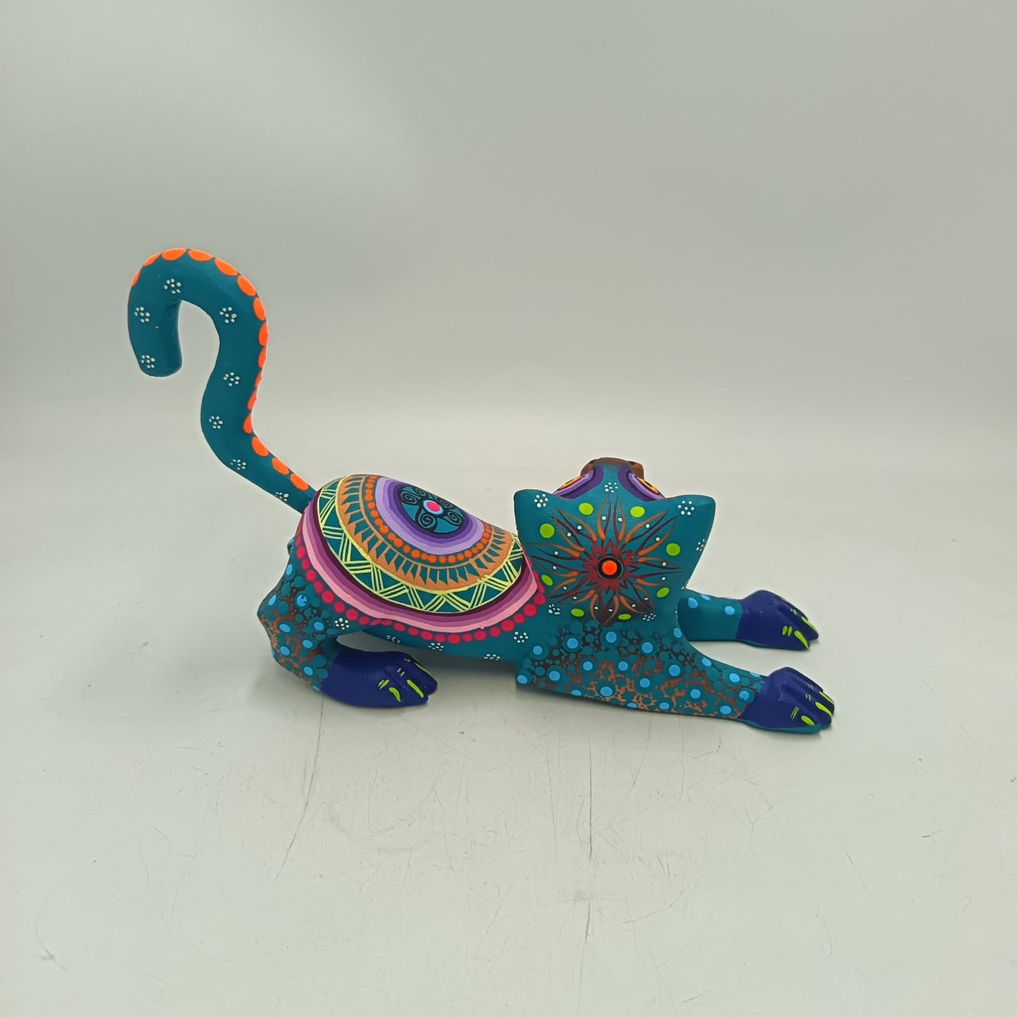 Oaxacan Wood Carving Hand Made Cat By Estudio 2403 PP9142